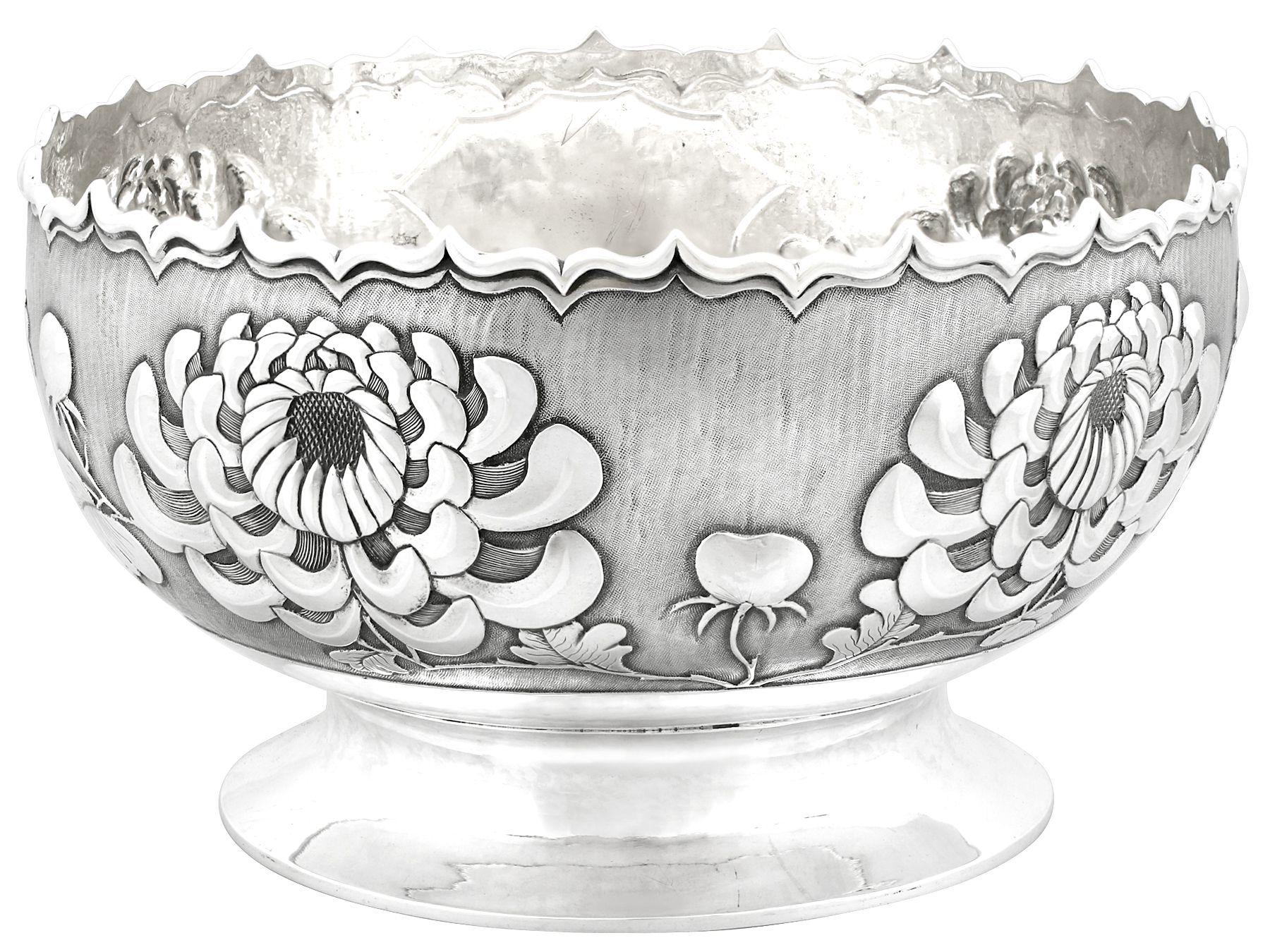 An exceptional, fine and impressive antique Chinese Export Silver bowl; an addition to our Asian silverware collection.

This exceptional Chinese Export Silver bowl has a plain circular form onto a plain circular swept, spreading foot.

The body