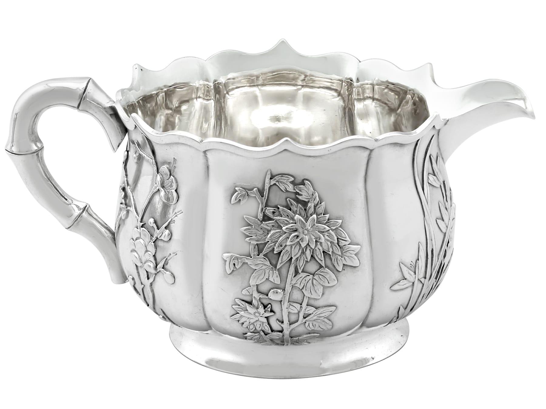 Antique Chinese Export Silver Cream Jug and Sugar Bowl In Excellent Condition For Sale In Jesmond, Newcastle Upon Tyne