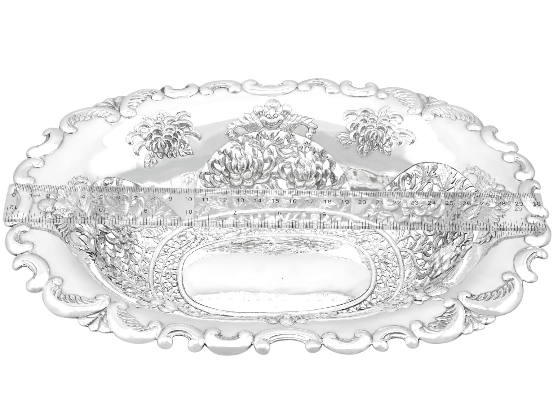 Antique Chinese Export Silver Dish Circa 1900 For Sale 9