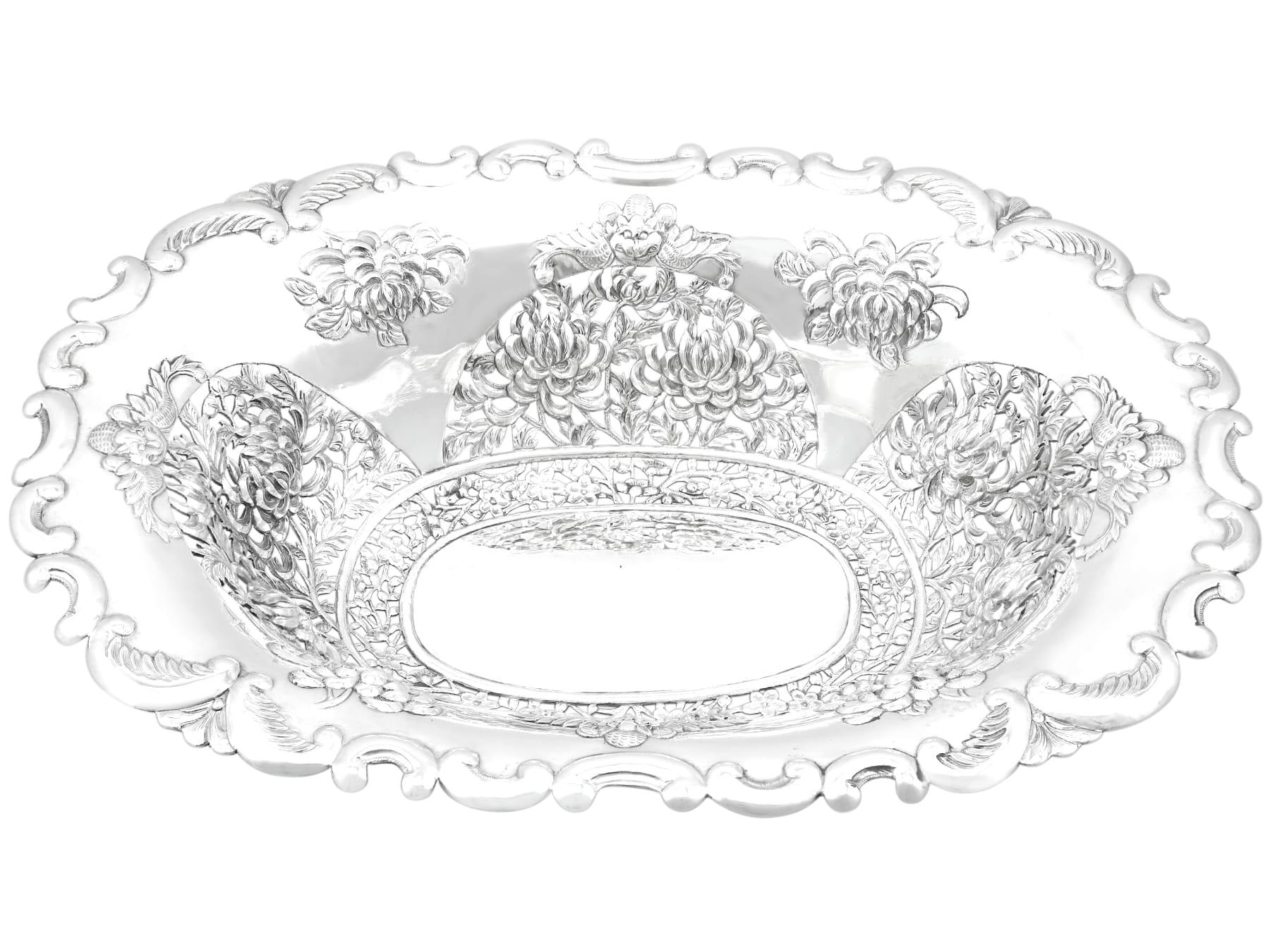 Antique Chinese Export Silver Dish Circa 1900 For Sale 3