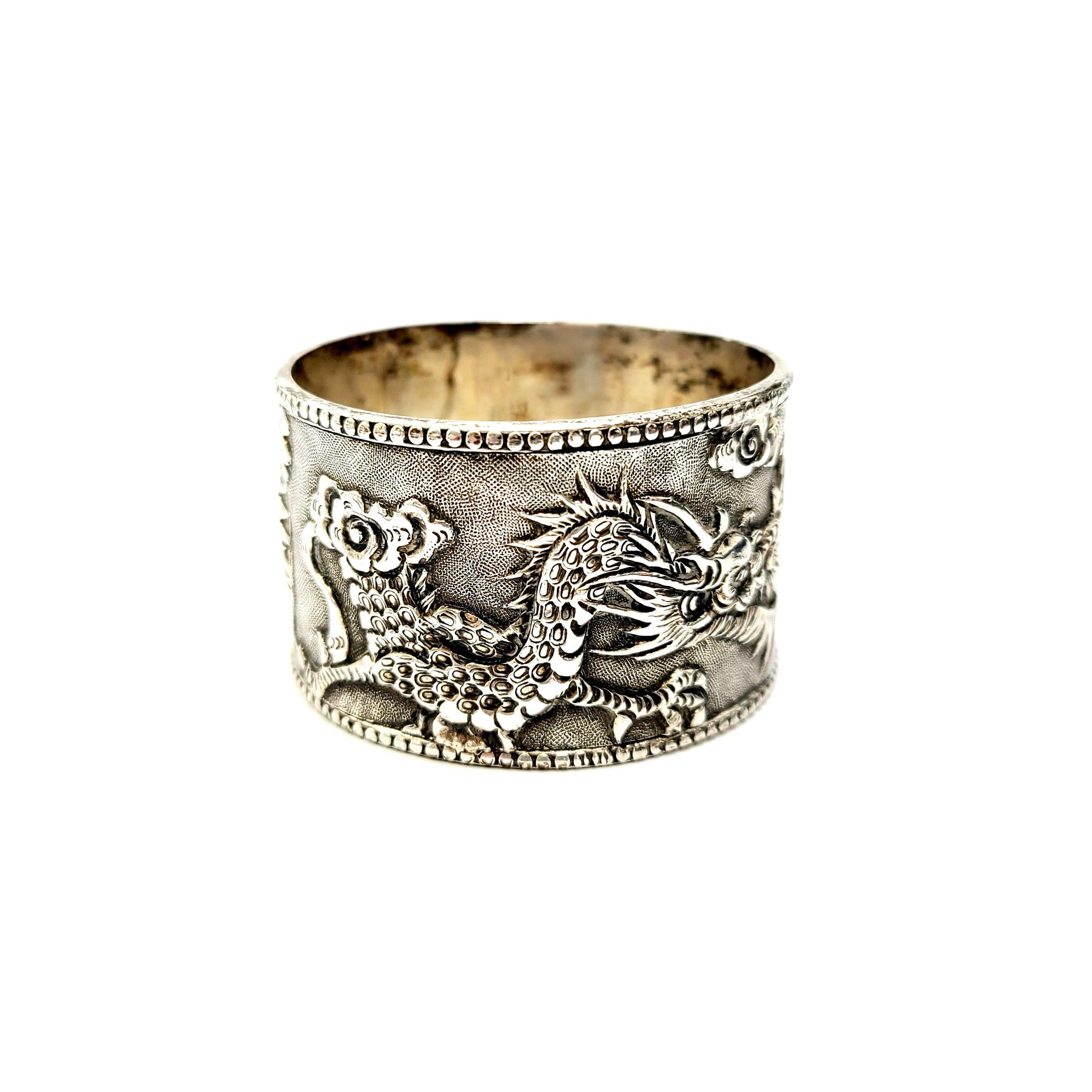 Antique Chinese Export Silver Dragon Napkin Ring In Good Condition In Washington Depot, CT
