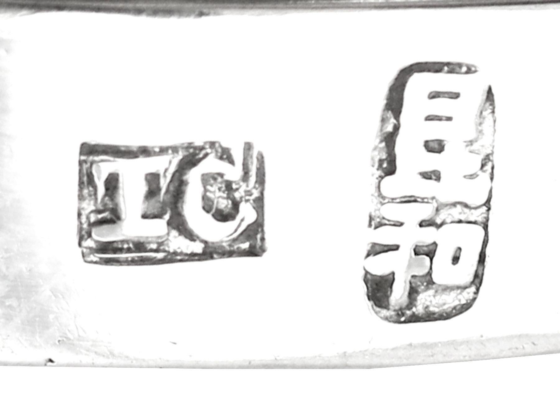 Antiker chinesischer Export-Silberpokal, um 1900 im Angebot 5