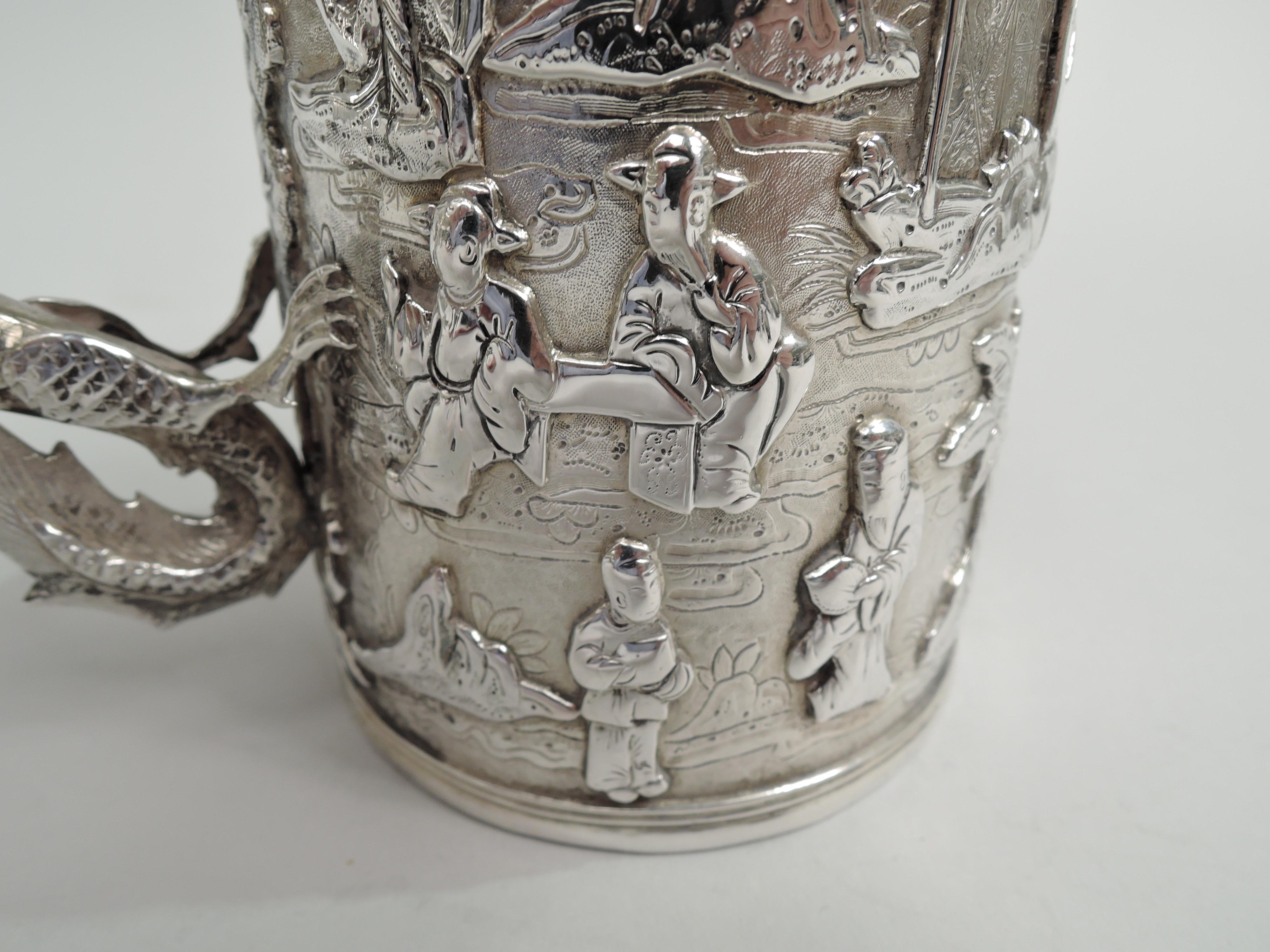Antique Chinese Export Silver Mug with Dragon Handle For Sale 4