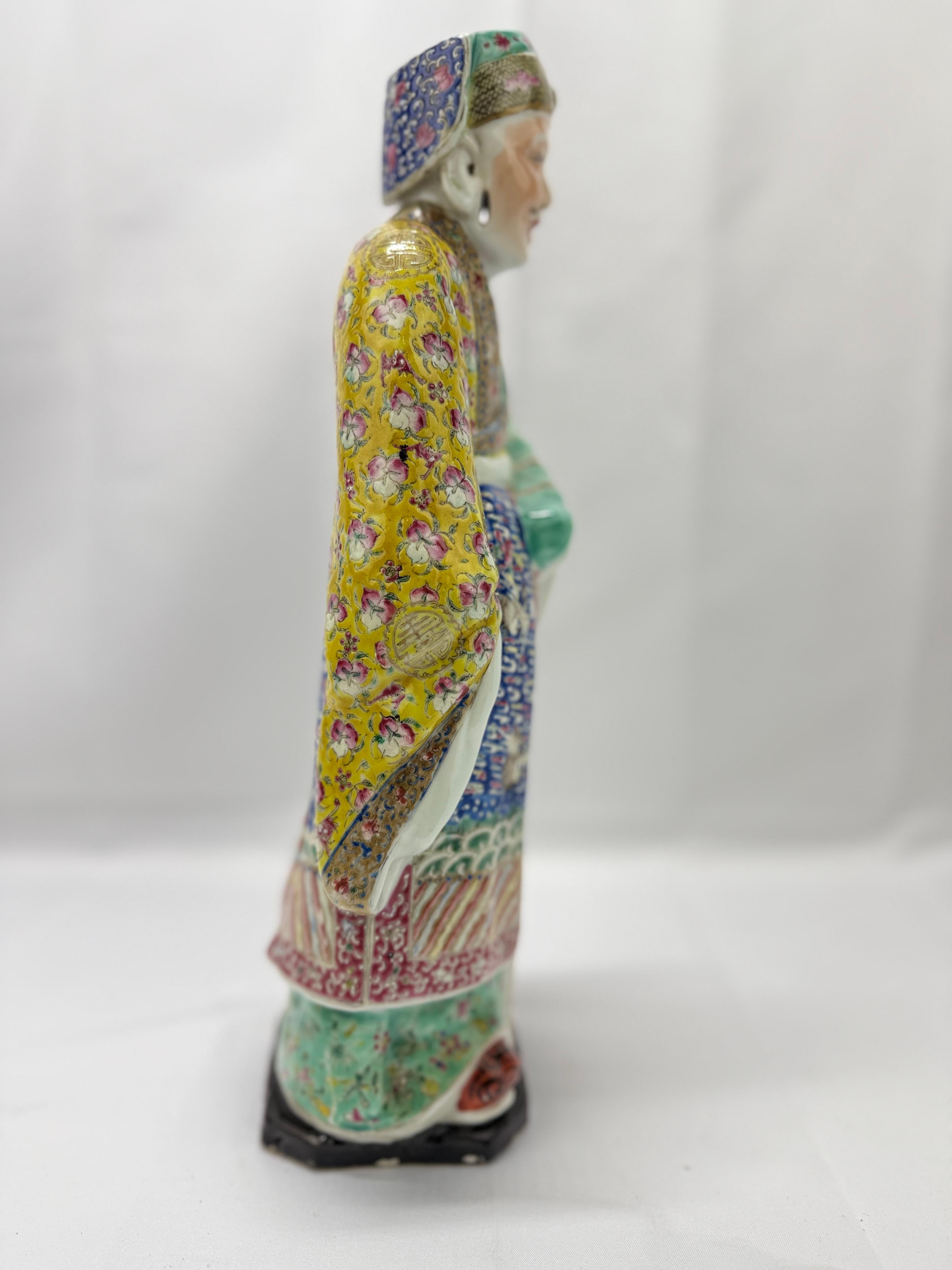 Chinese Export Antique Chinese Famille Rose / Jaune Porcelain Figure - Marked For Sale