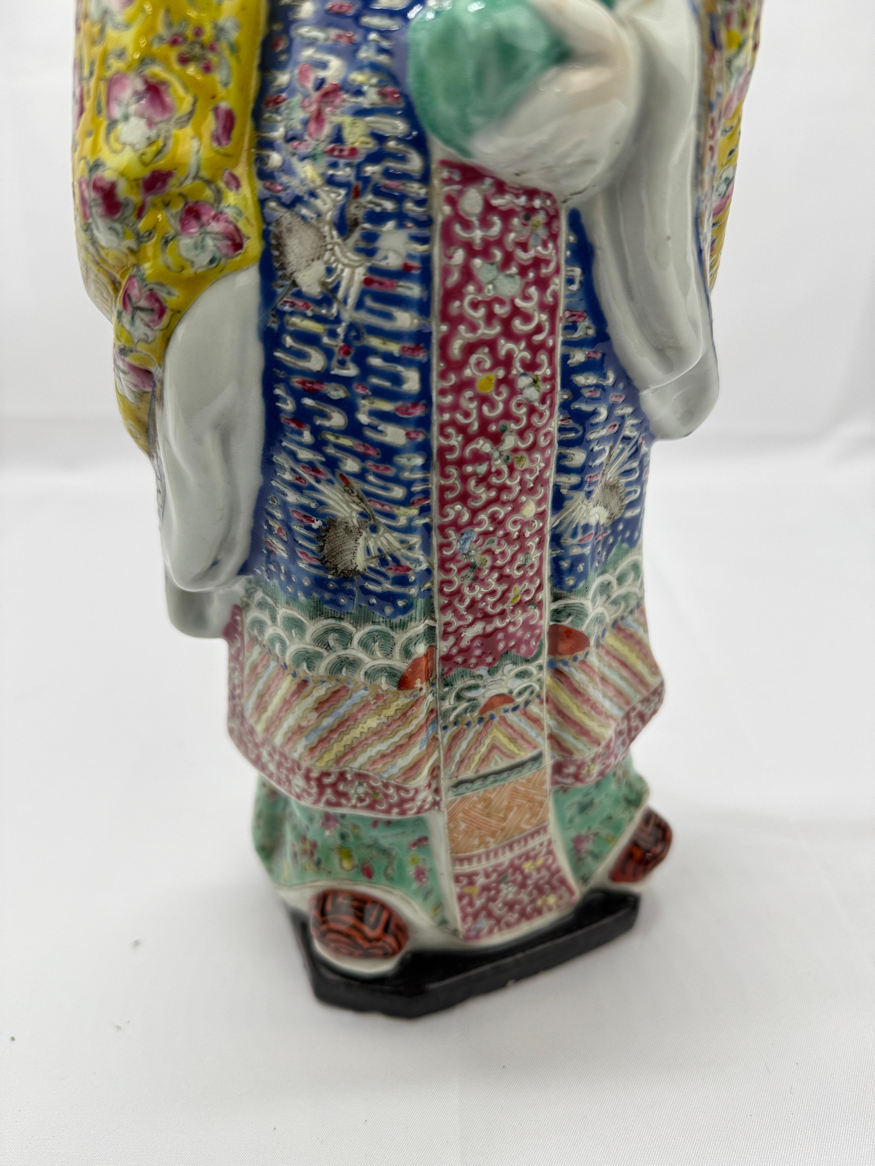 Antique Chinese Famille Rose / Jaune Porcelain Figure - Marked For Sale 1