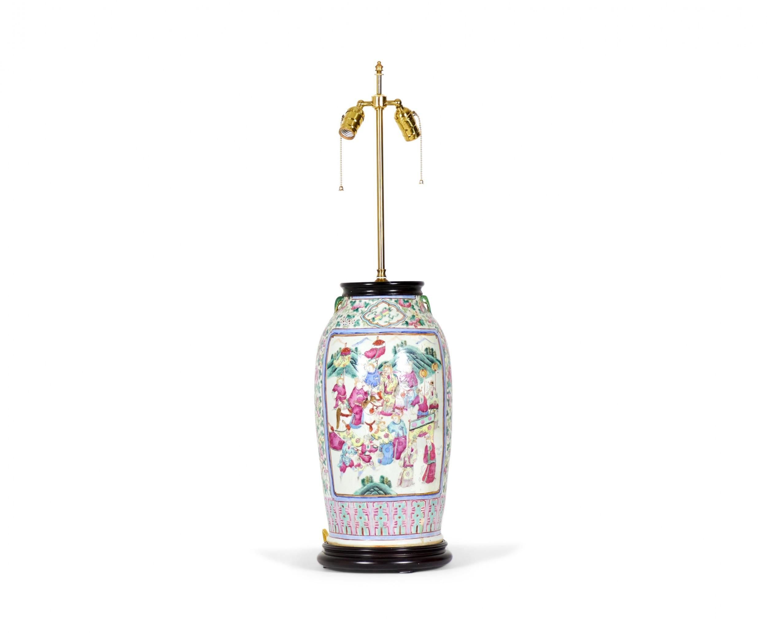 Antike chinesische Famille-Rose-Tischlampe aus mehrfarbigem Porzellan, Famille-Vase im Angebot 3