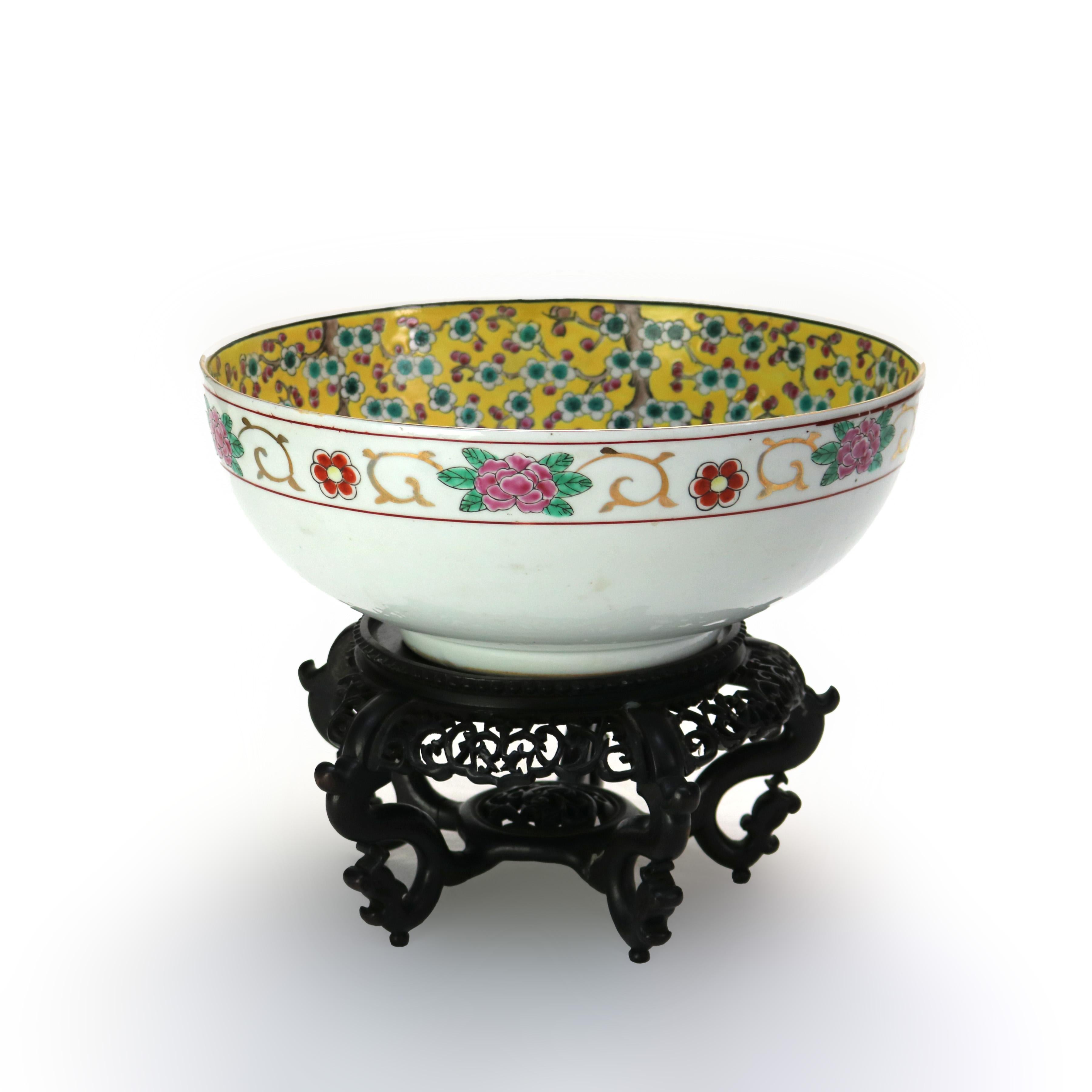 Antique Chinese Famille Rose Porcelain Bowl with Carved Hardwood Stand C1900 In Good Condition For Sale In Big Flats, NY