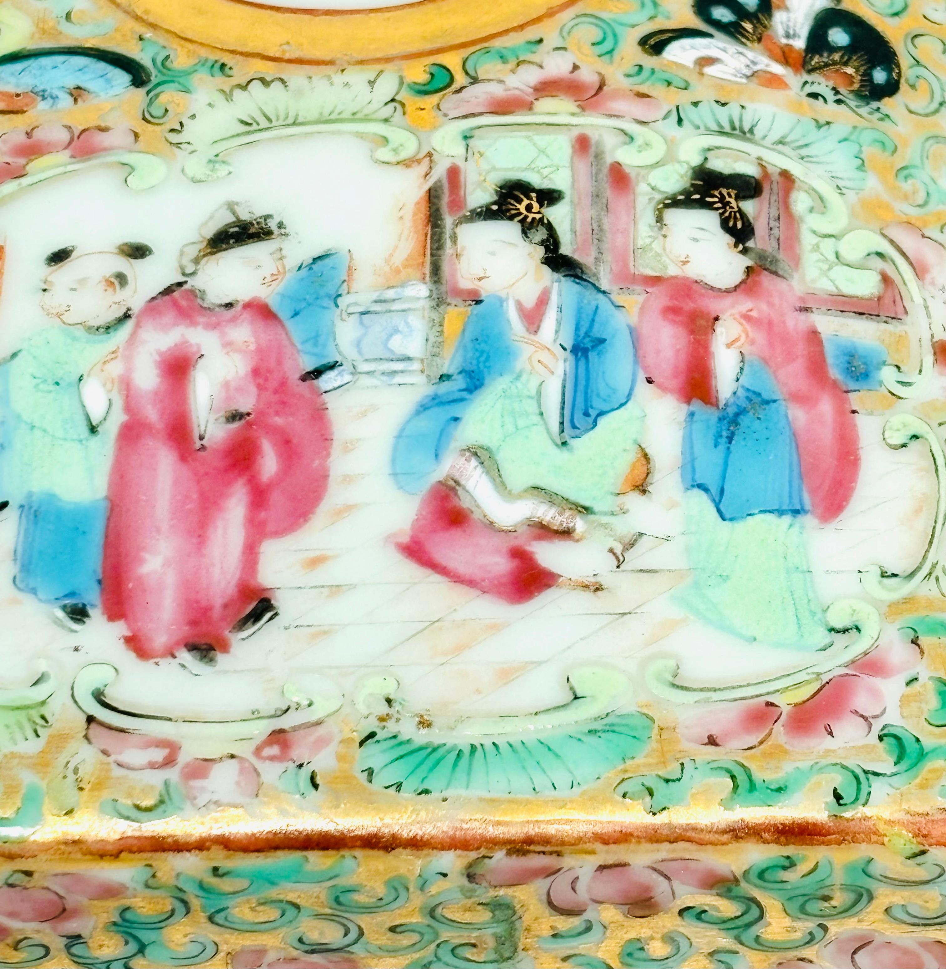 Antike chinesische Famille-Rose-Porzellanschachtel oder Schreibtischzubehör aus Porzellan im Angebot 2