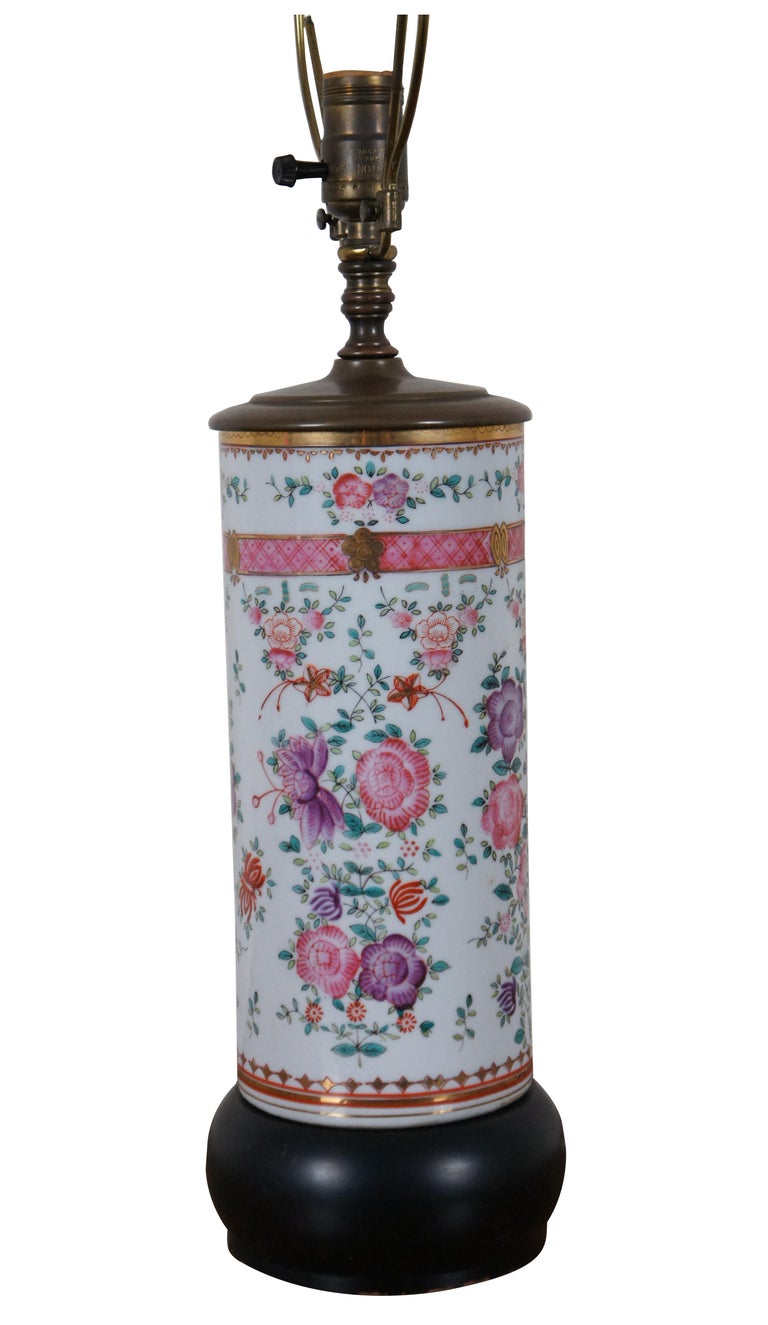 Chinoiserie Antique Chinese Famille Rose Porcelain Cylindrical Table Lamp Wood Base 19