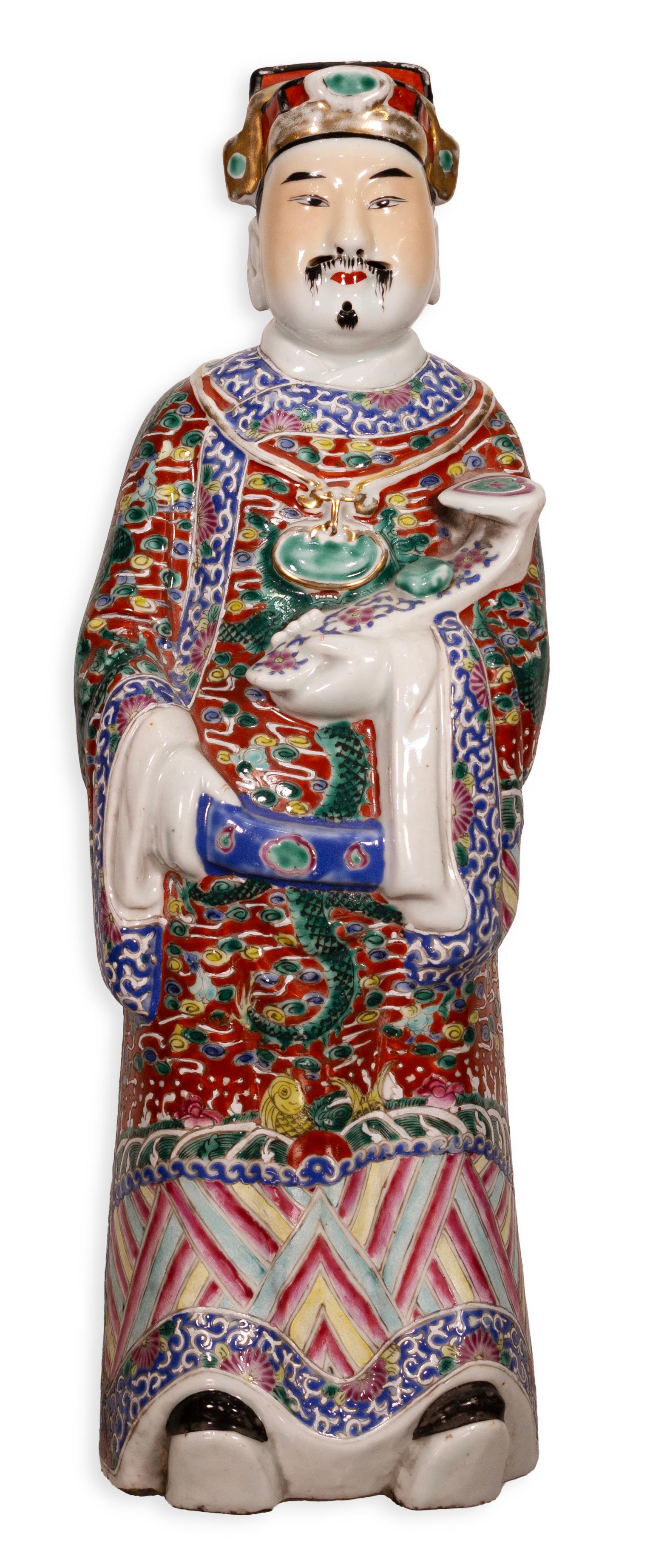 Antique Chinese Famille Rose Porcelain Immortal Figurine Sculpture 19th Century In Good Condition For Sale In Keego Harbor, MI