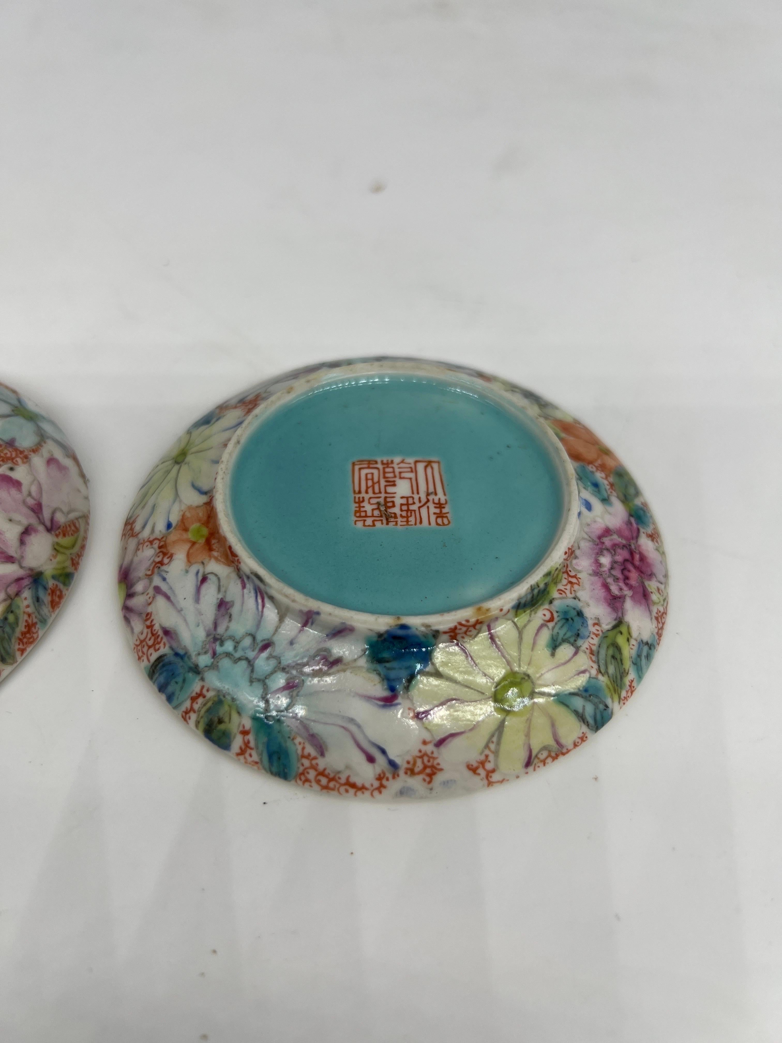 Antikes chinesisches Famille-Rose-Porzellan-Pudergefäß mit Deckel - Qianlong-Marke im Angebot 2
