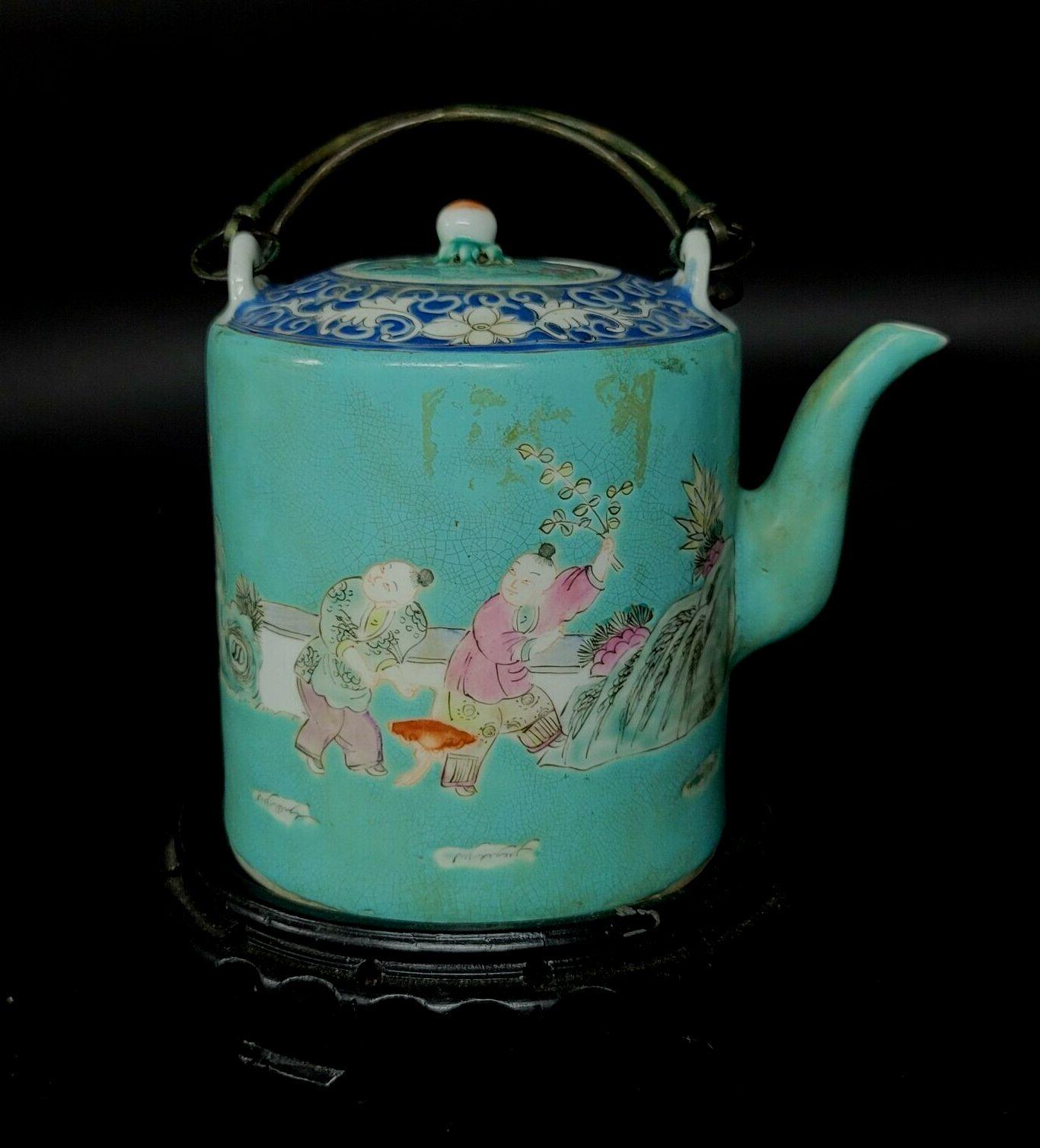Antique Chinese Famille Rose Porcelain Teapot, 19th Century In Good Condition In Norton, MA