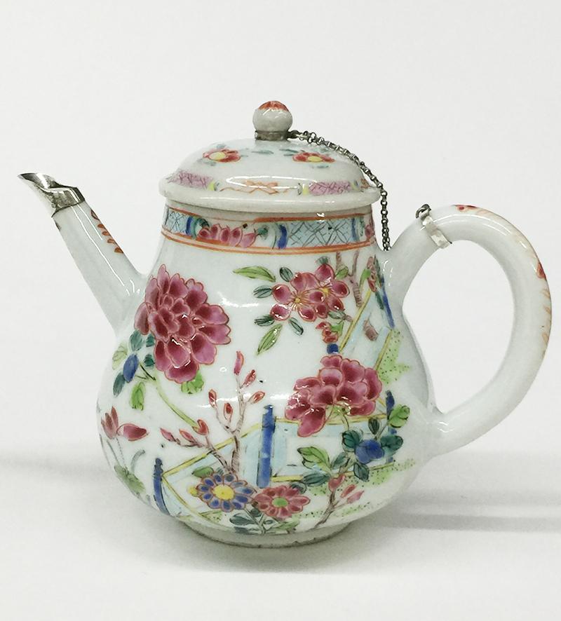antique chinese teapots