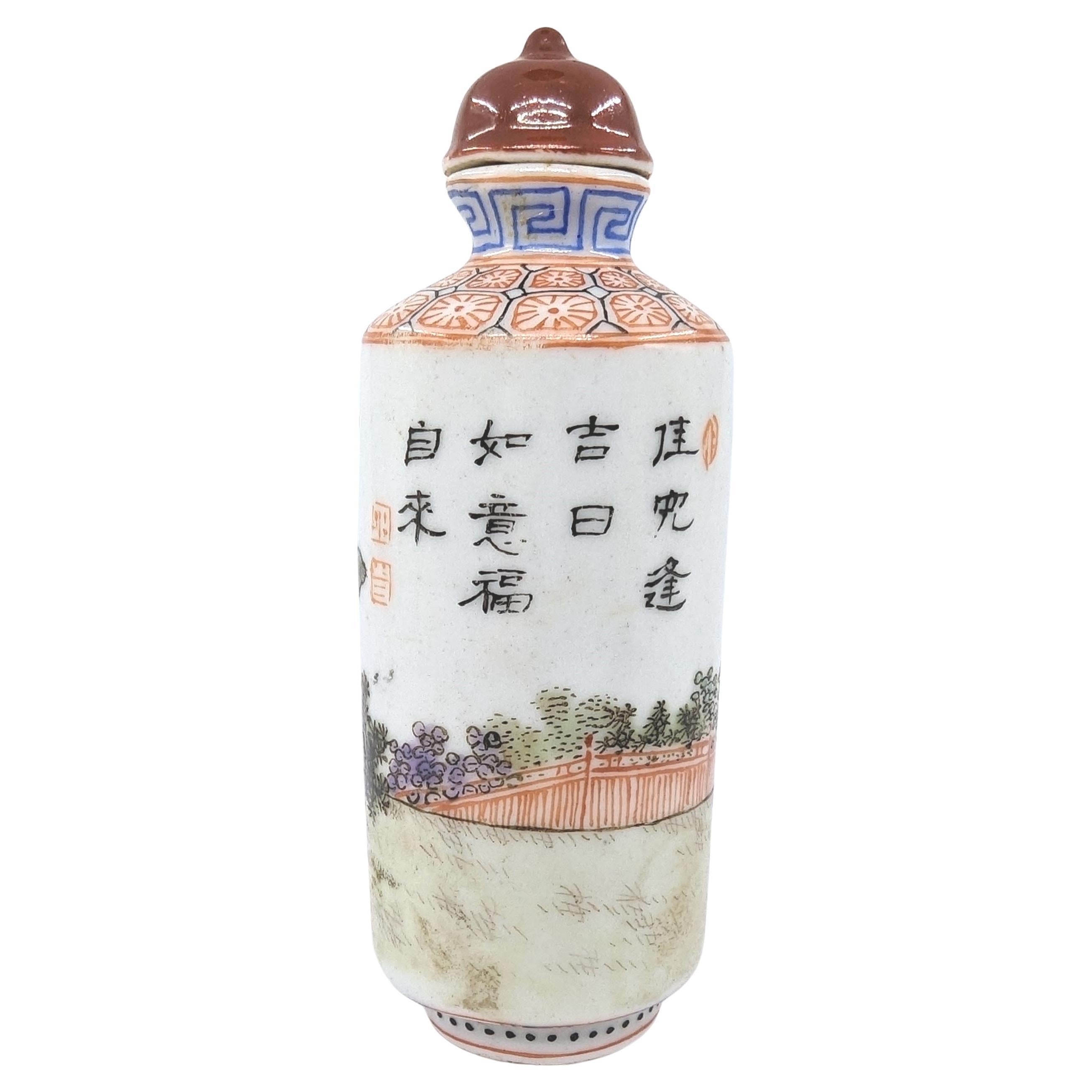Antike chinesische Fencai Famille-Rose-Schnupftabakflasche für Jungen, 19. Jahrhundert, Qing Guangxu- Mark im Zustand „Gut“ im Angebot in Richmond, CA