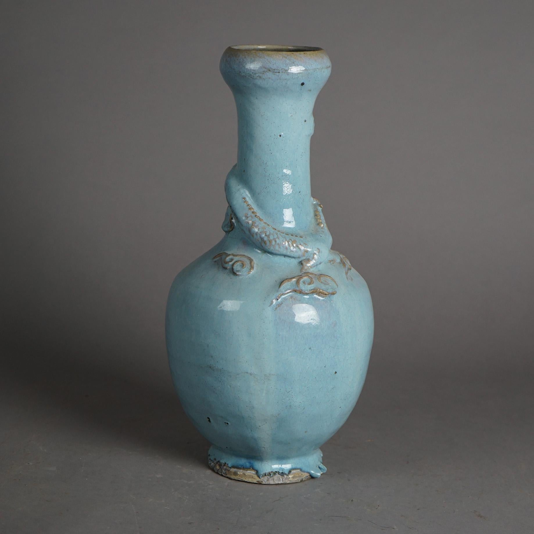 Asiatique Arte Antiques Chinois Figural Art Pottery Dragon Vase C1920 en vente