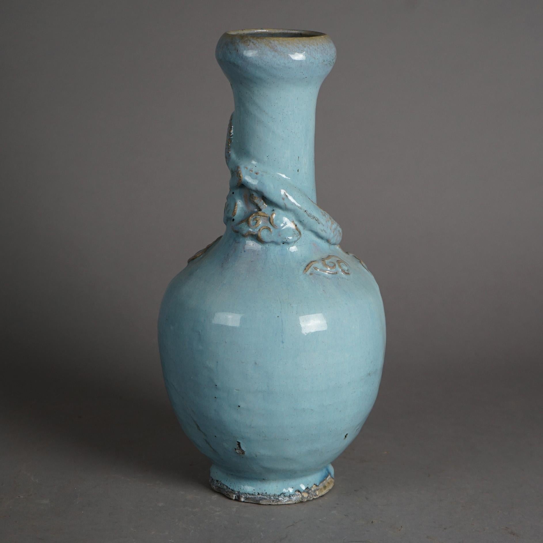 Fait main Arte Antiques Chinois Figural Art Pottery Dragon Vase C1920 en vente