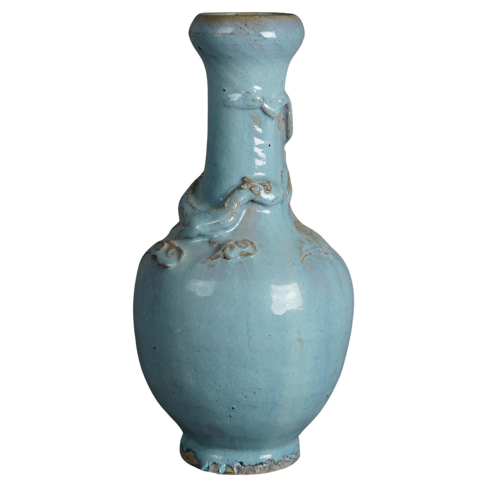 Arte Antiques Chinois Figural Art Pottery Dragon Vase C1920 en vente