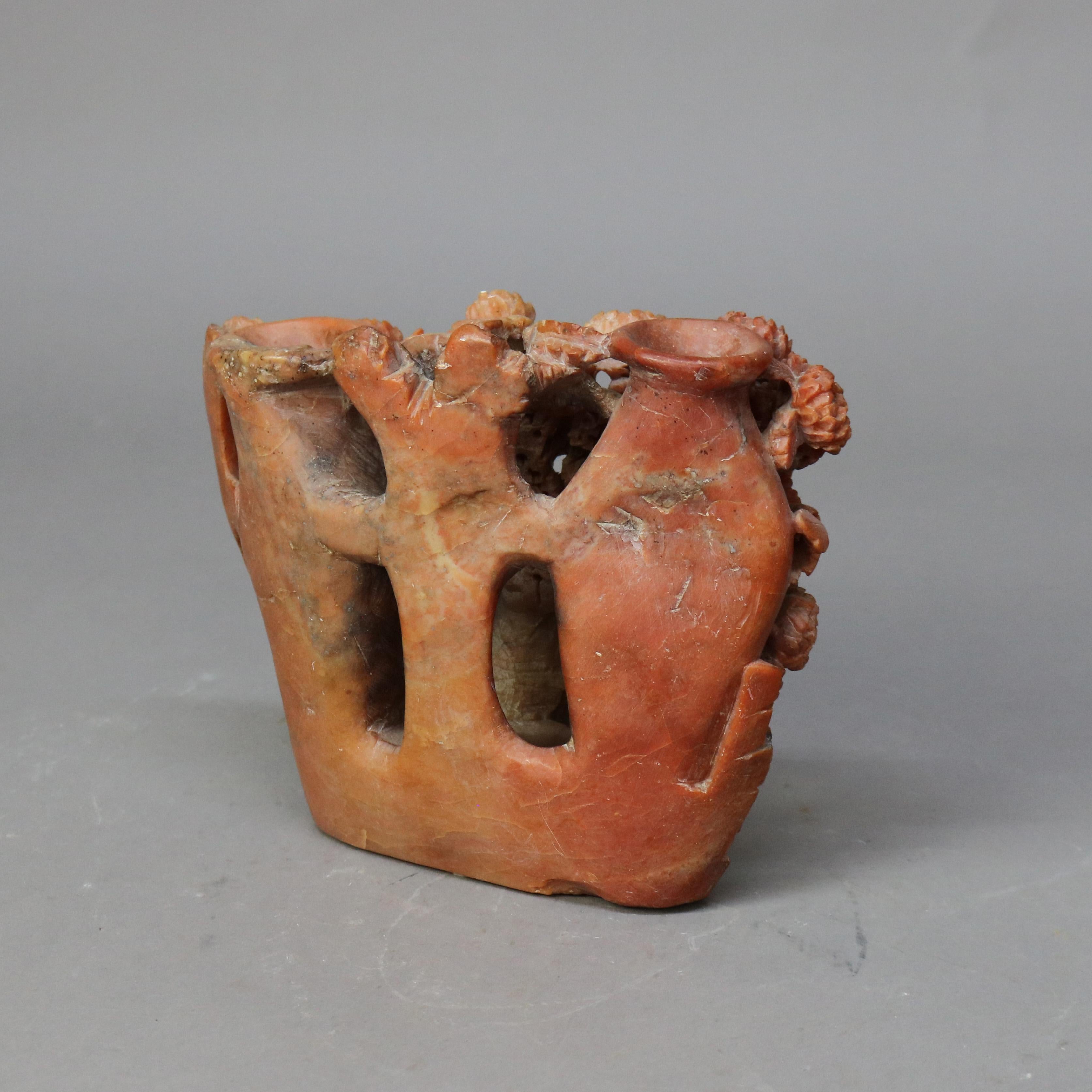 Ancien vase double chinois figuratif floral sculpté en grès rouge C1920 Bon état - En vente à Big Flats, NY