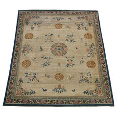 Tapis chinois antique à design floral