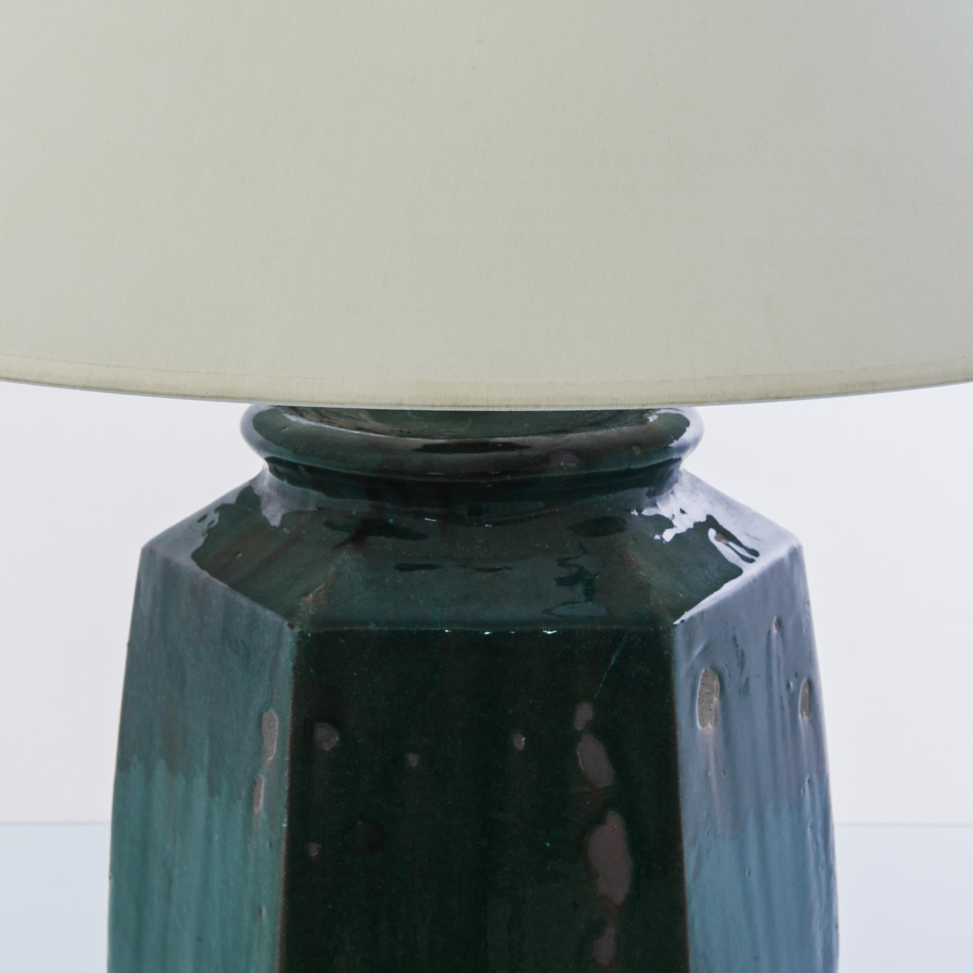 forest green table lamp