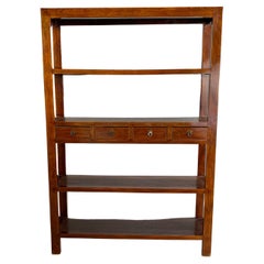 Bibliothèque chinoise ancienne à quatre tiroirs en bois d'orme, rotin et laiton, certifiée