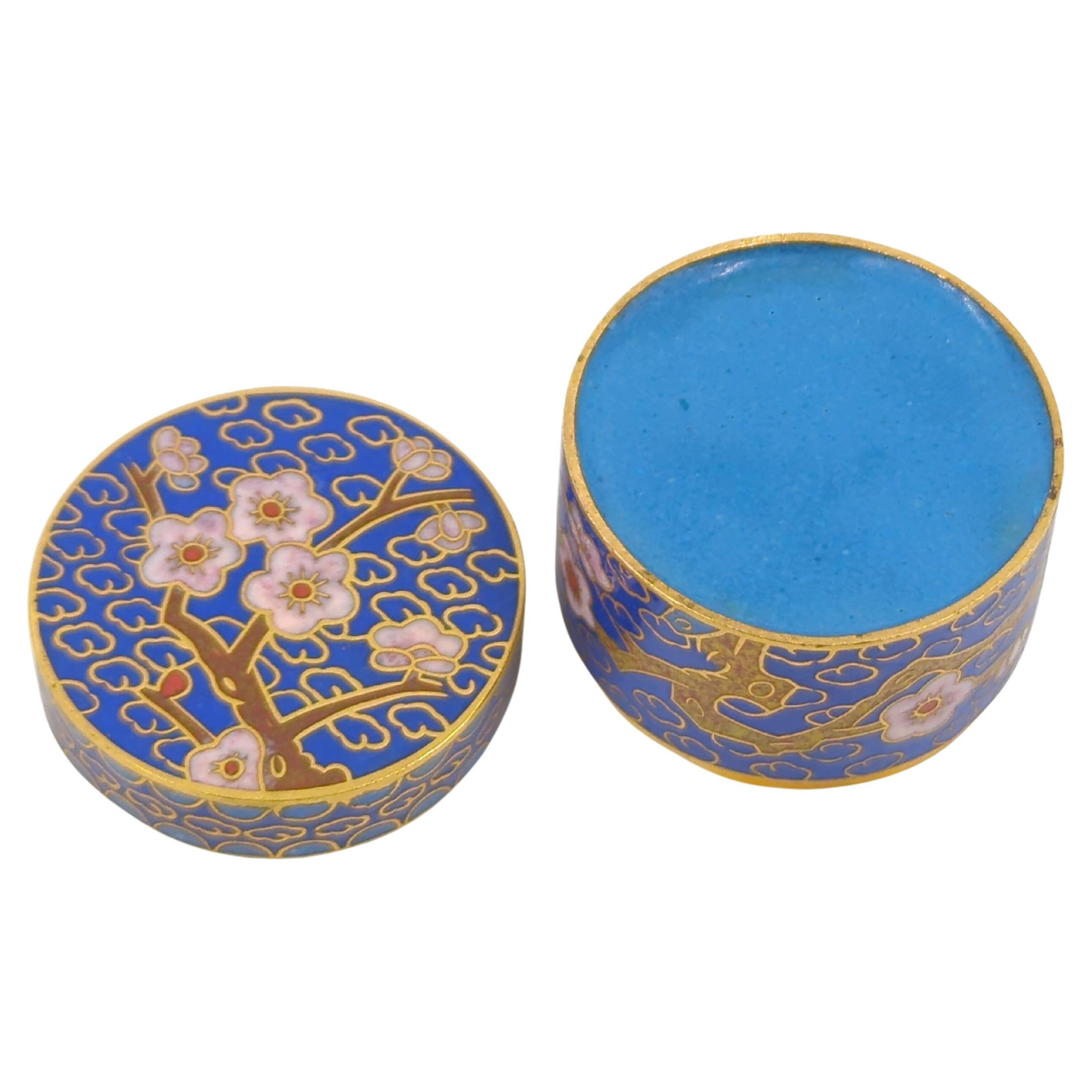 Artisan Antique Chinese Gilt Cloisonne Covered Box Prunus Blossoms Decorated 19/20c  For Sale