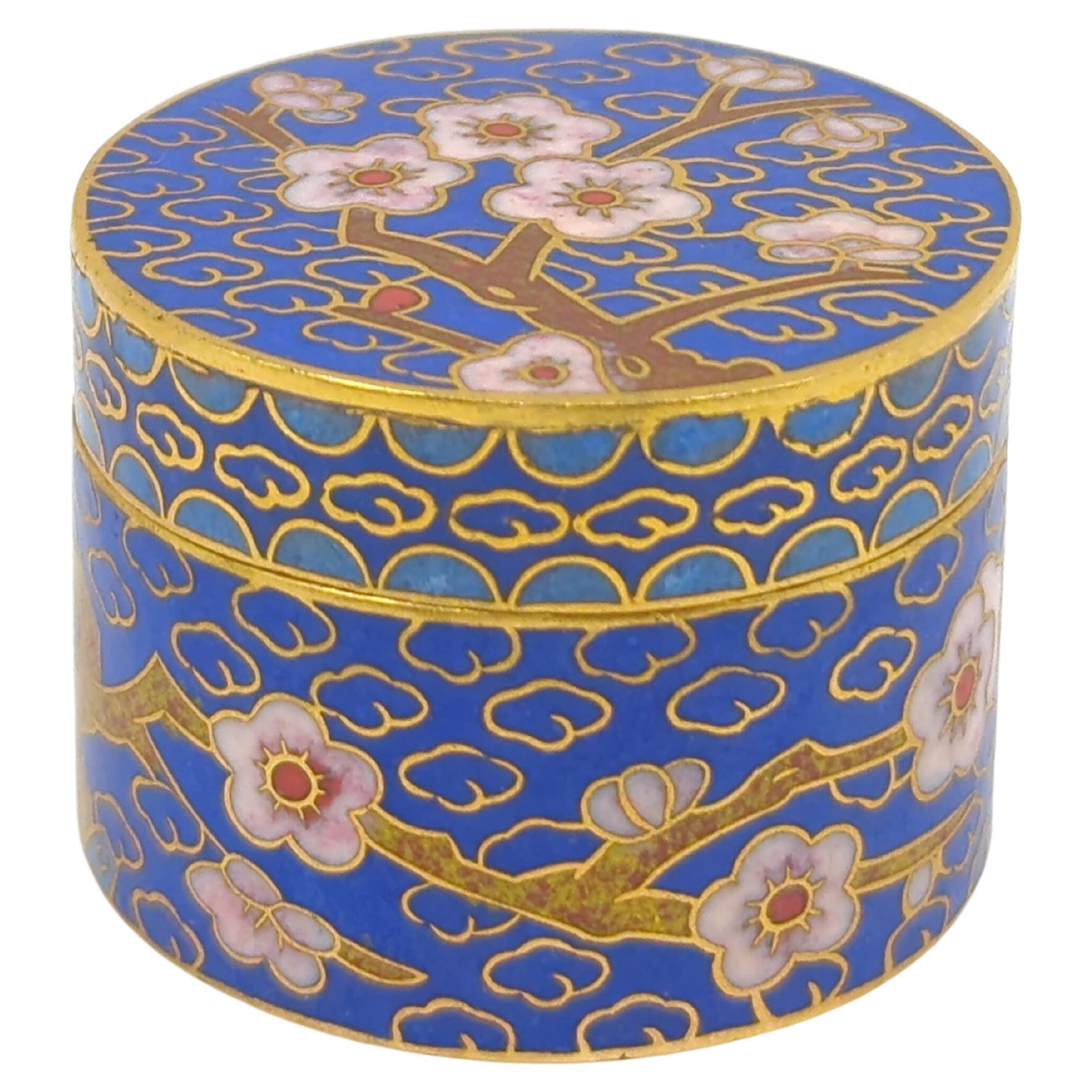 Women's or Men's Antique Chinese Gilt Cloisonne Covered Box Prunus Blossoms Decorated 19/20c  For Sale