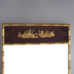 Miroir mural chinois ancien encadré de bois doré et de faux bambou avec scène de village C1920