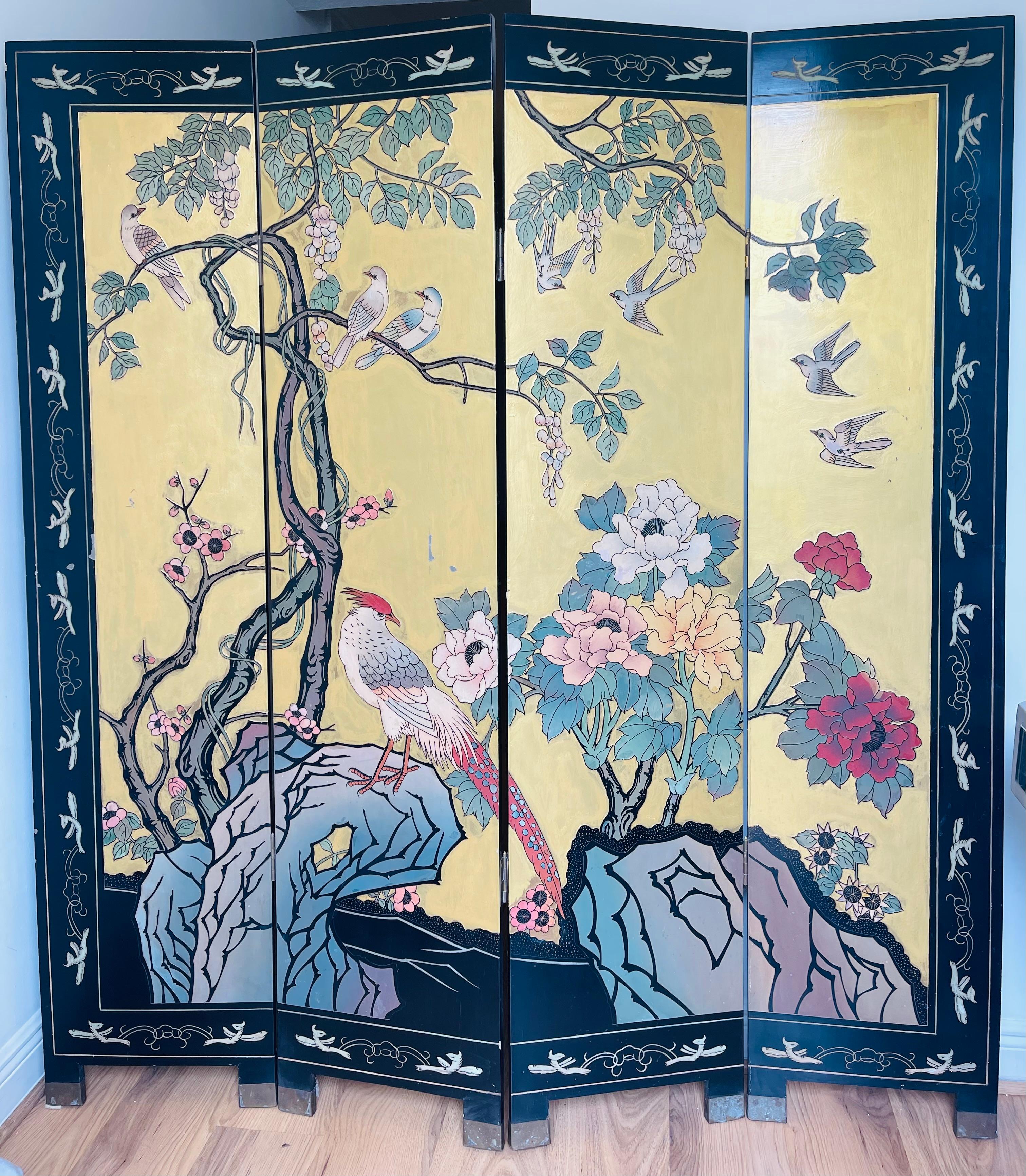 Cinese Antico paravento cinese in oro con fenice per la prosperità in vendita