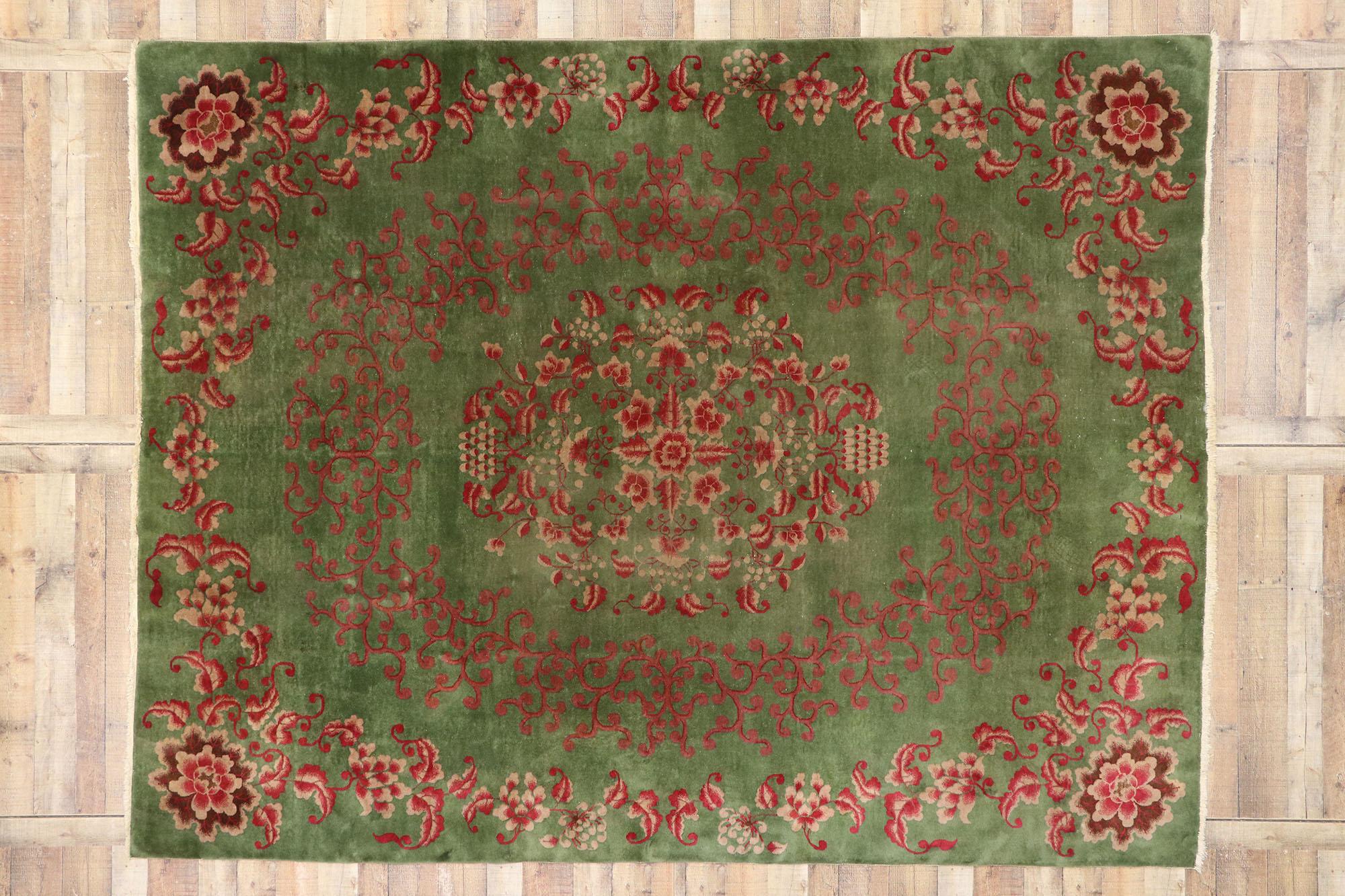 Laine Ancien tapis Art Déco chinois vert avec style de la dynastie Qing en vente