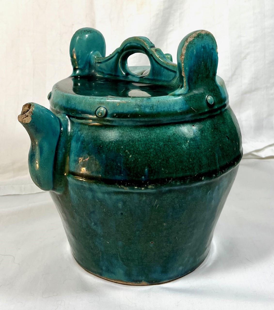 Antike chinesische grüne-blaue Shiwan-Keramik-Teekanne (Qing-Dynastie) im Angebot