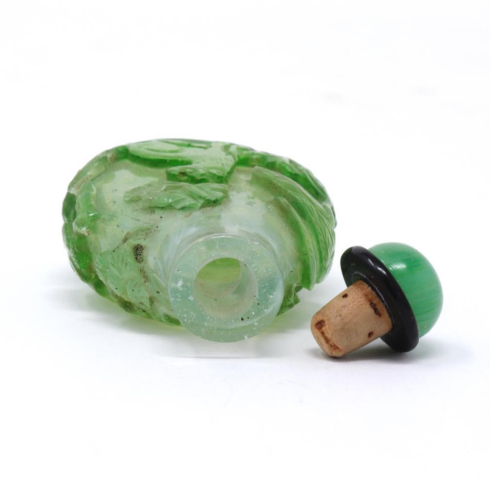 Antique Chinese Green-on-Green Overlay Glass Snuff Bottle For Sale 5