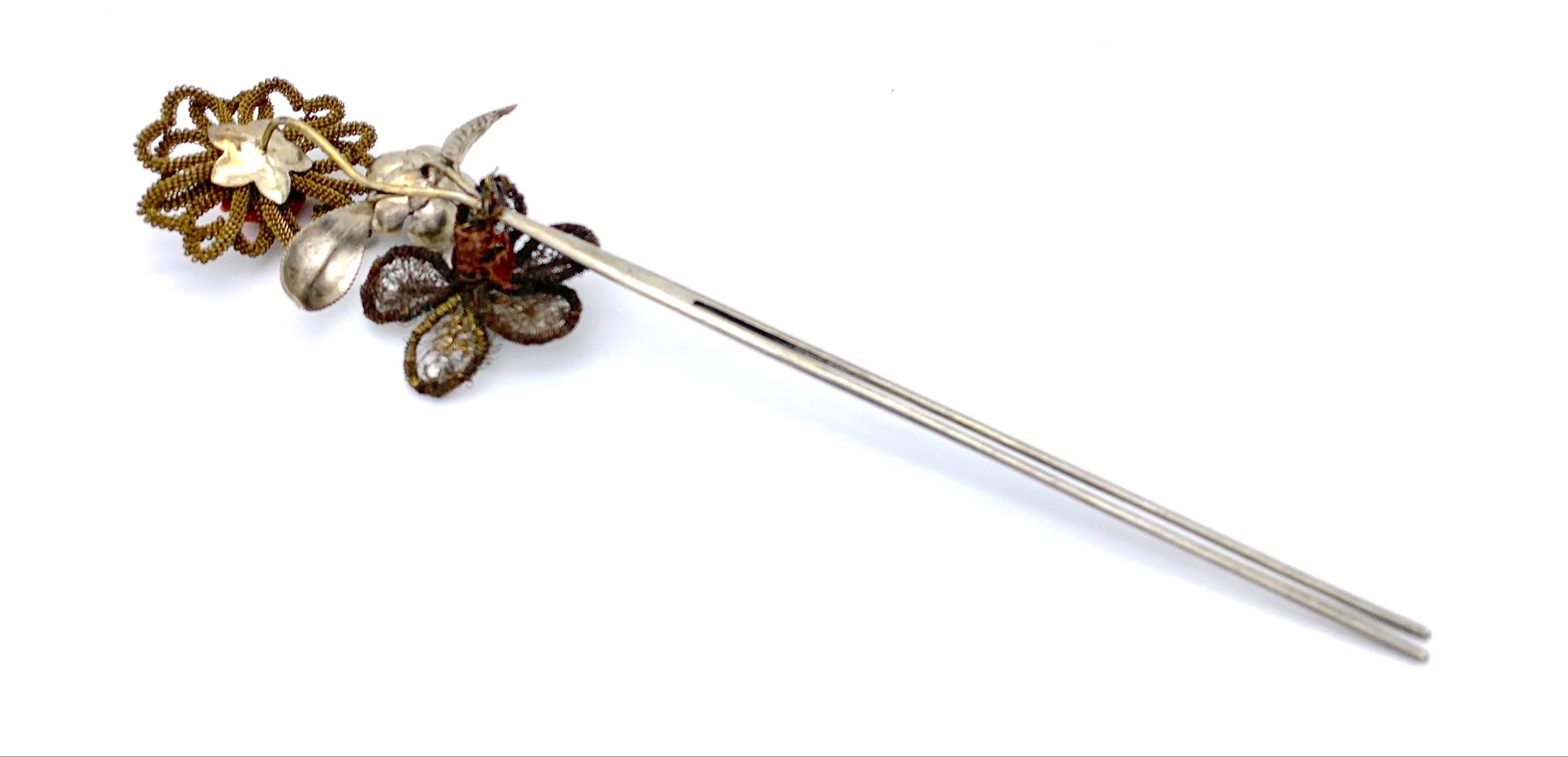 Antike chinesische Haarnadelblumen, Schmetterling, Silber, Messing, Metalldraht, Glas im Zustand „Gut“ im Angebot in Munich, Bavaria