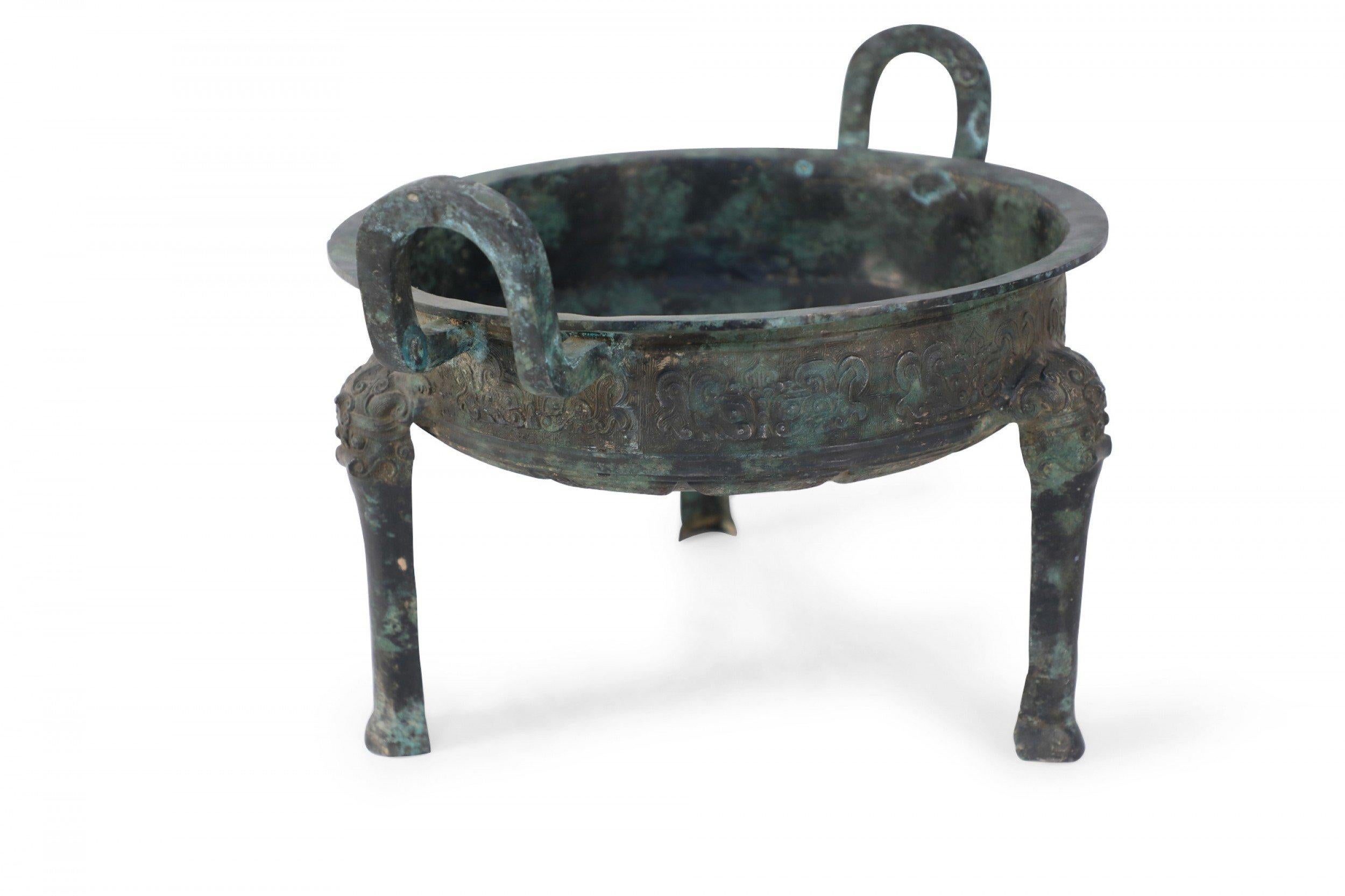 Antique Chinese Han Dynasty-Style Patinated Bronze Pot 15