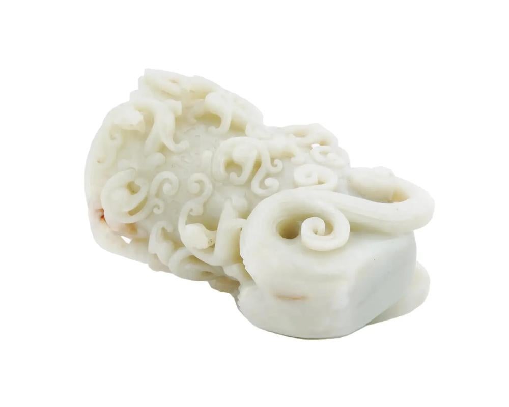 Antique Chinese Hand Carved White Hard Jade Vase In Good Condition For Sale In New York, NY