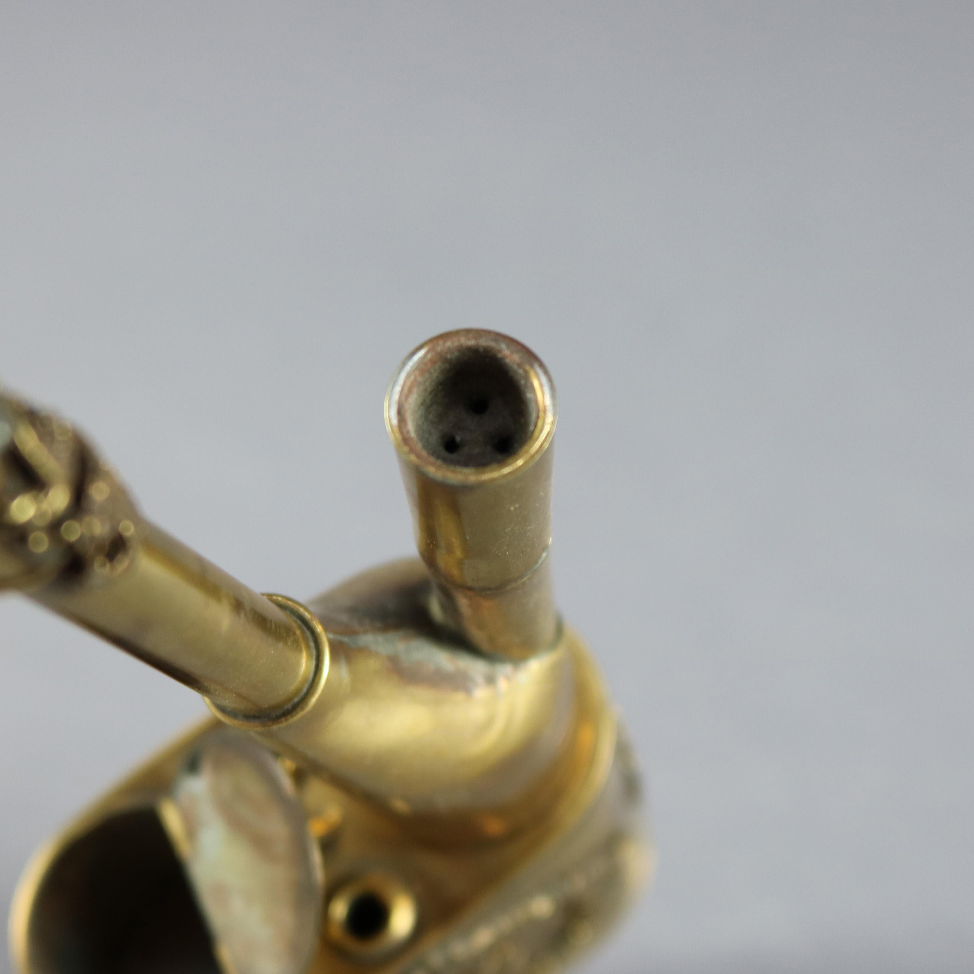 Antike chinesische Handcrafted Messing Drache dekoriert Opiumpfeife, um 1910 (Handgefertigt)
