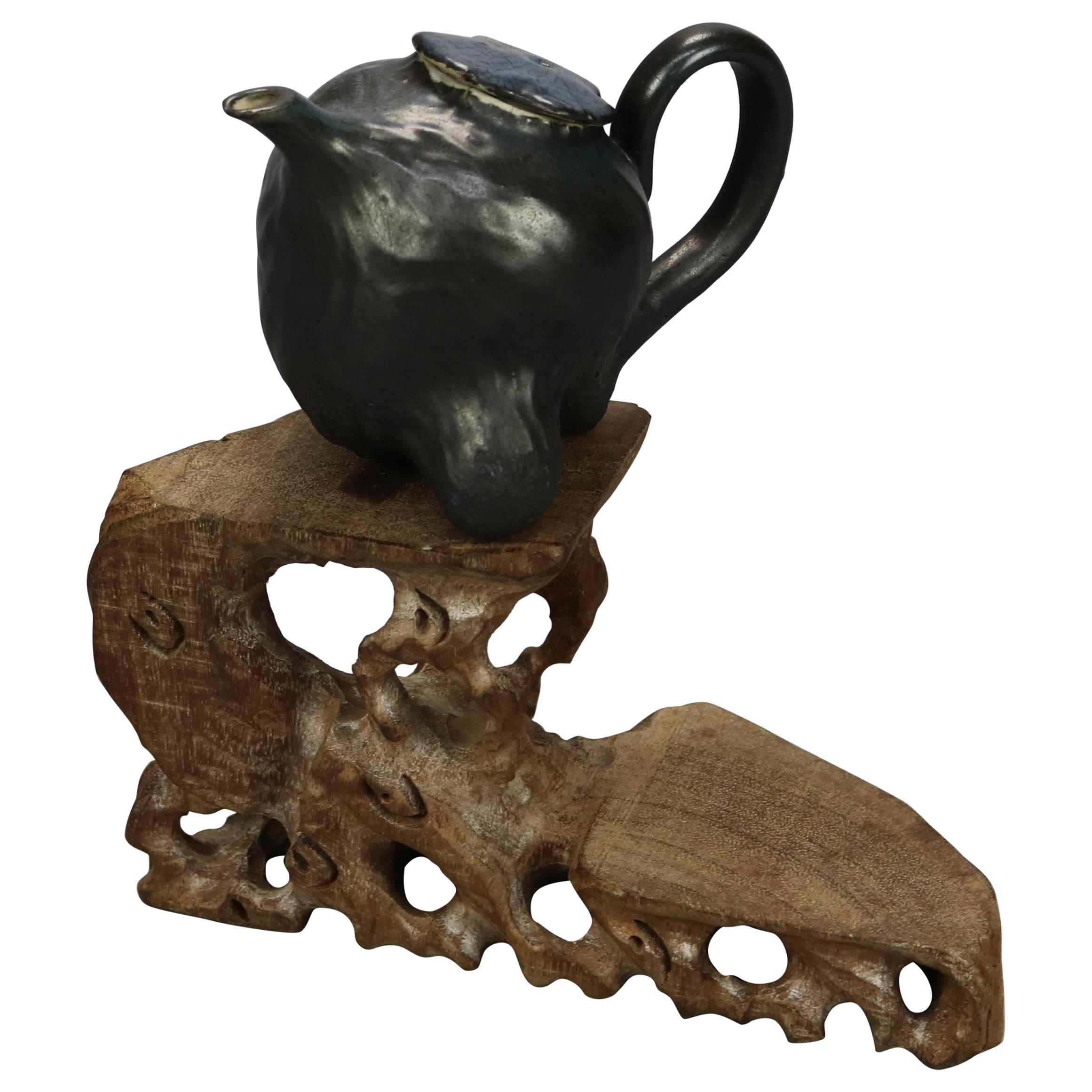 Antique Chinese Rose Medallion Teapot For Sale at 1stDibs