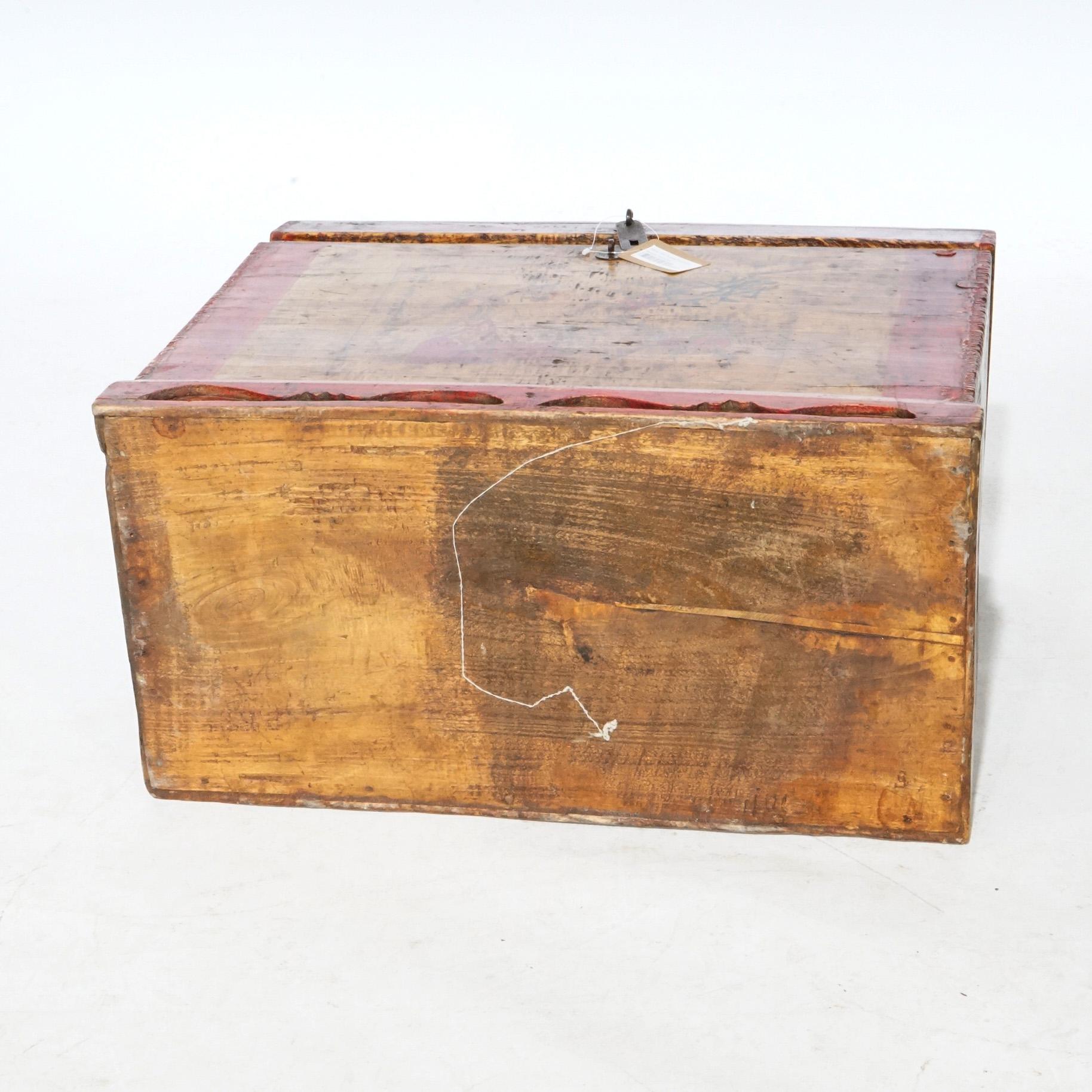 Antique Chinese Hand Painted Polychrome Storage Chest, 20th Century For Sale 3