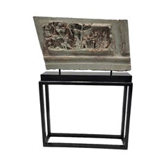 Ancien panneau chinois en pierre grise sculpté à la main avec Stand