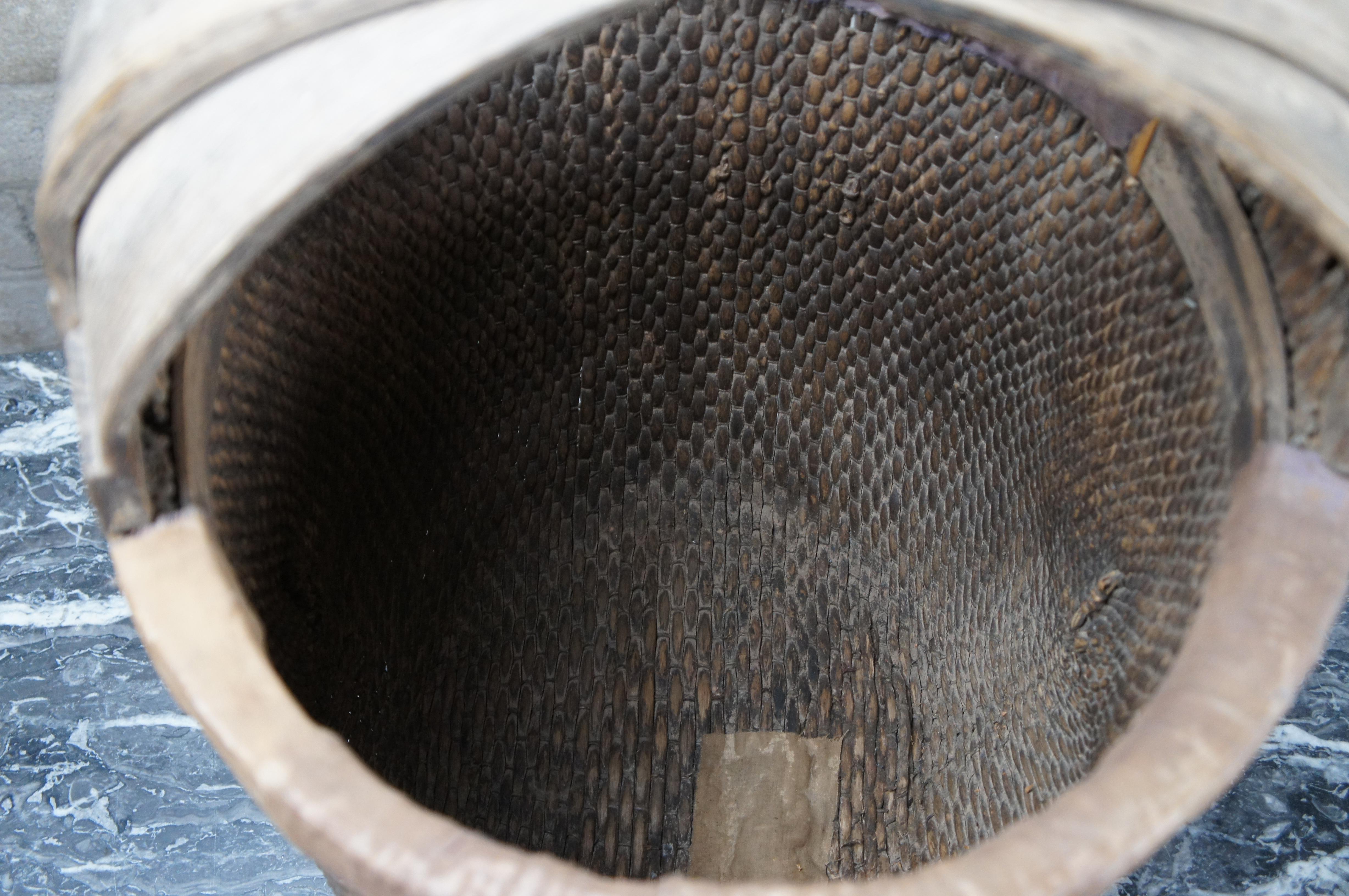 Reed Antique Chinese Hand Woven Willow Rice Gathering Basket Bentwood Handle Bucket For Sale