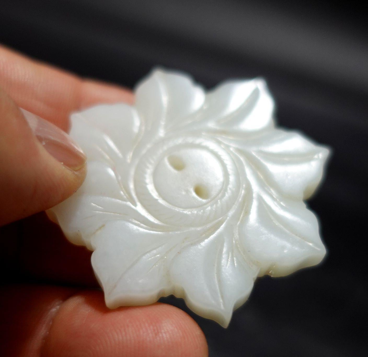 Antique Chinese Hetain White Carved Jade Pendant  19th Century For Sale 5