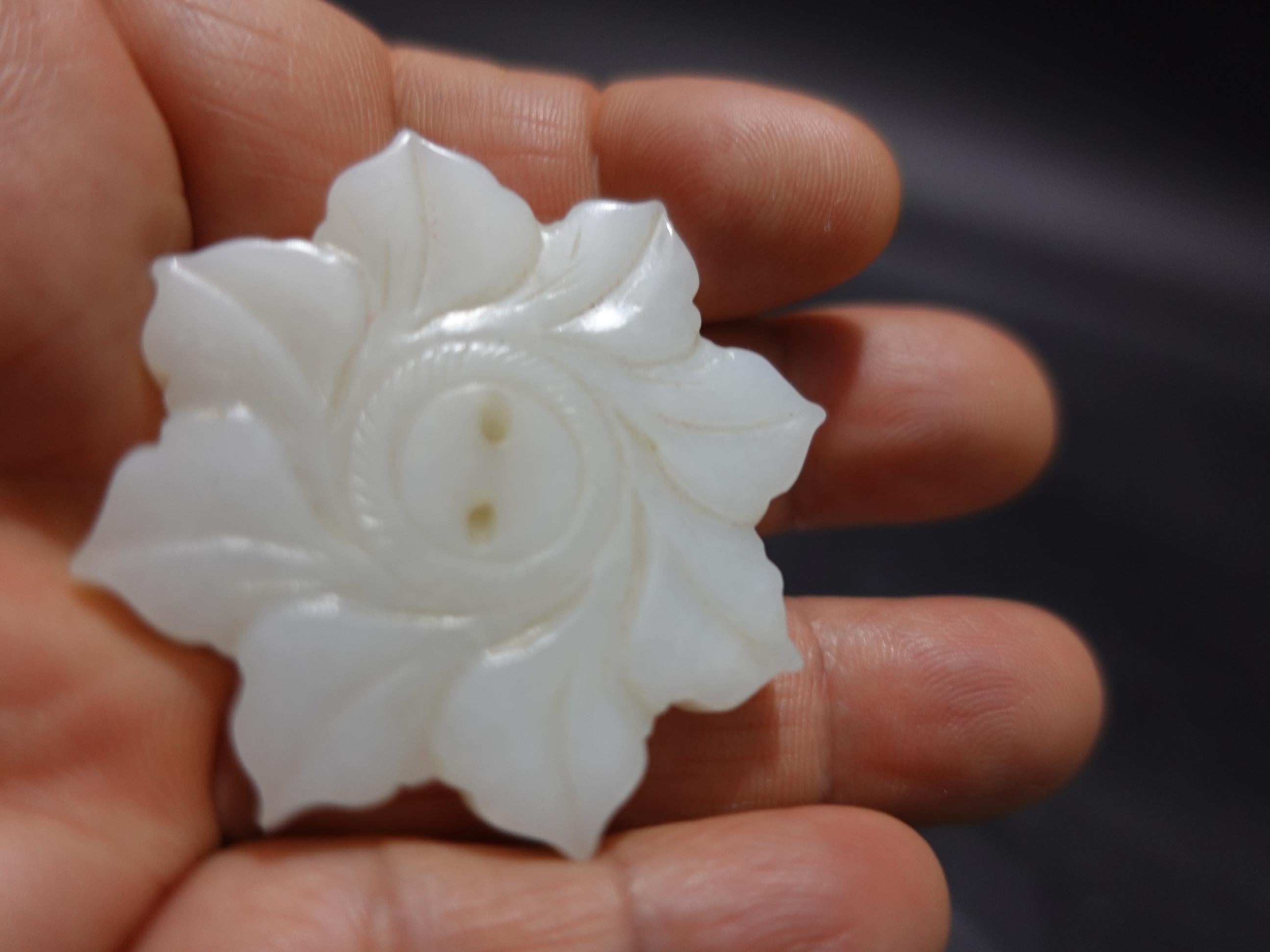 Antique Chinese Hetain White Carved Jade Pendant  19th Century For Sale 3