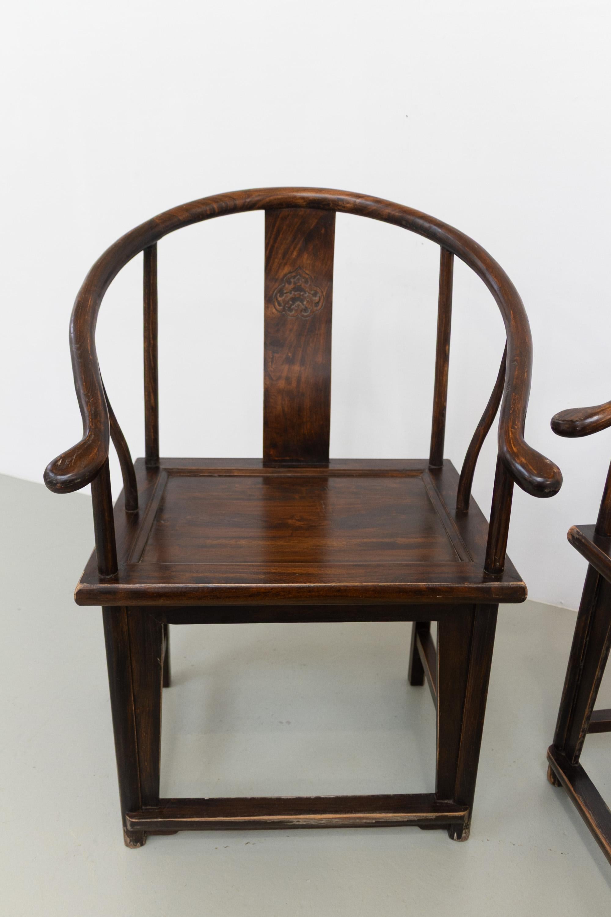 Antique Chinese Horseshoe Armchairs, 1890s. Set of 2. In Fair Condition For Sale In Asaa, DK