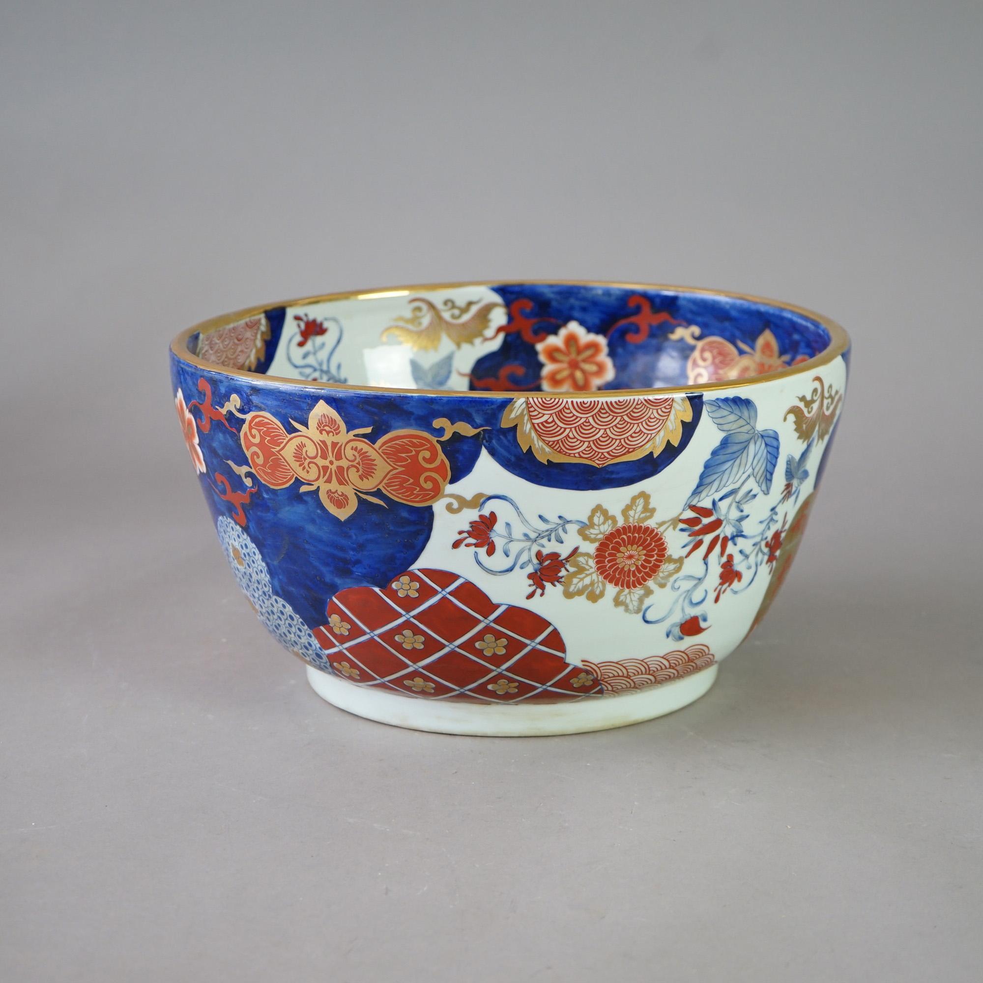 20ième siècle Antique Bol central surdimensionné en porcelaine chinoise Imari Porcelain Circa 1920 en vente