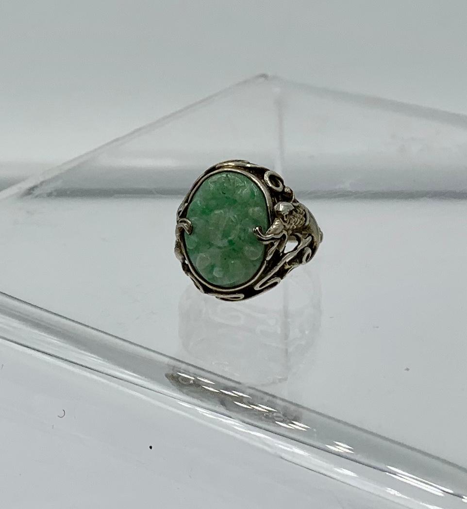 Antiker chinesischer Jade Drachen Ring geschnitzte Blume Silber im Angebot 3