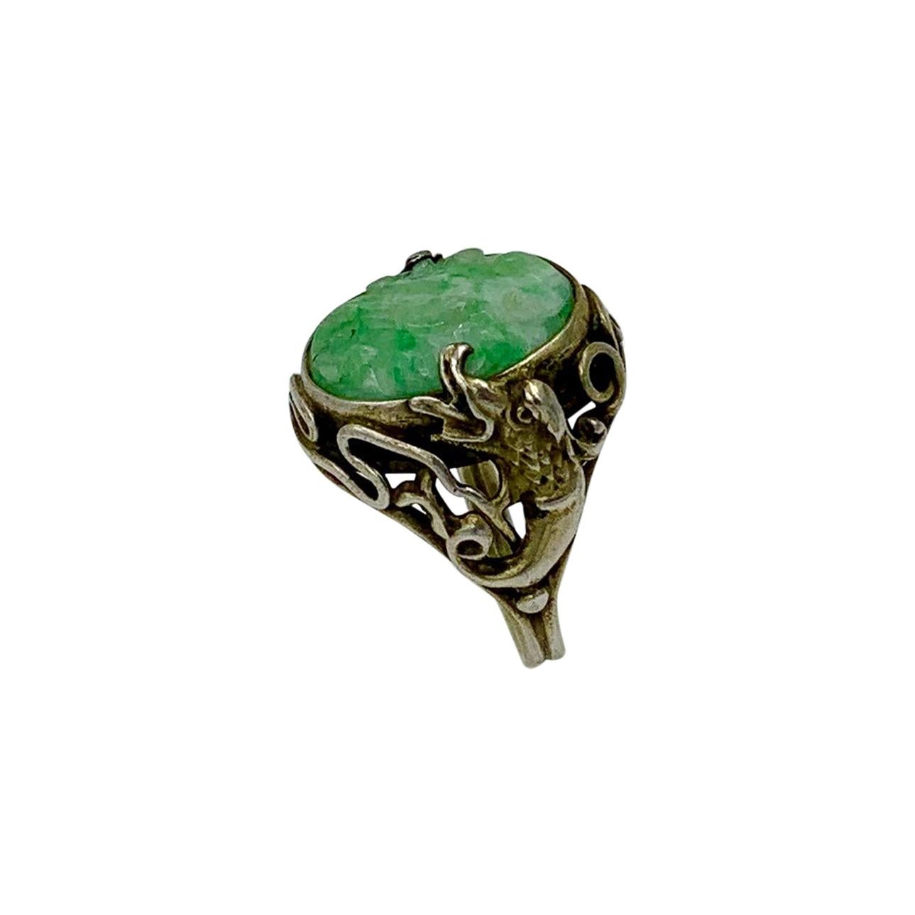 Antiker chinesischer Jade Drachen Ring geschnitzte Blume Silber im Angebot
