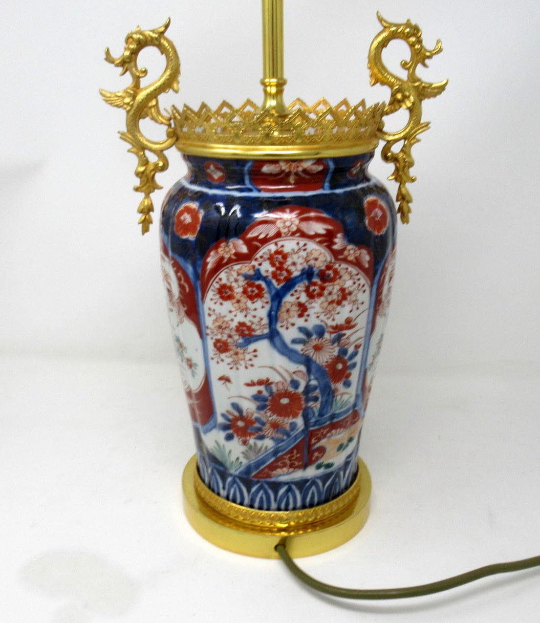Antique Chinese Japanese Hand Painted Imari Gilt Bronze Table Lamp Gold Blue Red In Good Condition In Dublin, Ireland