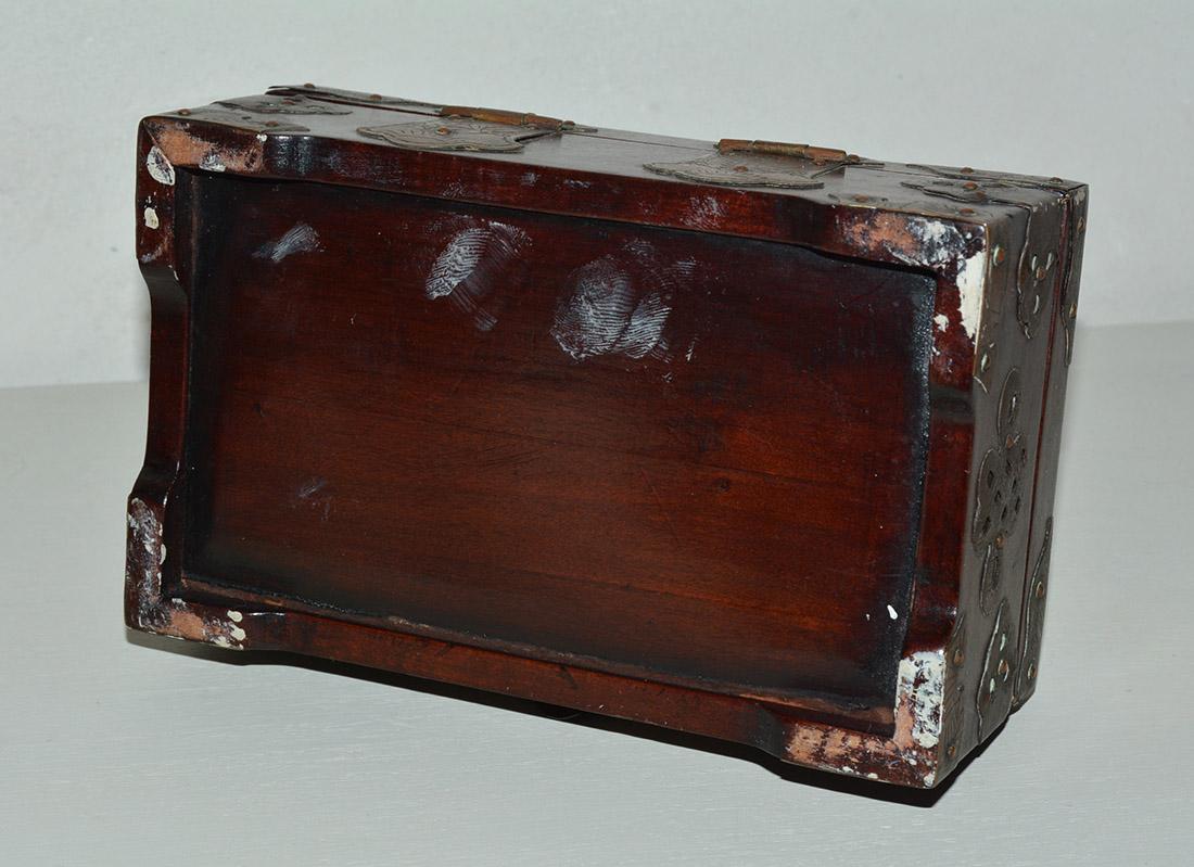 Rosewood Antique Chinese Jewelry Box with Lid