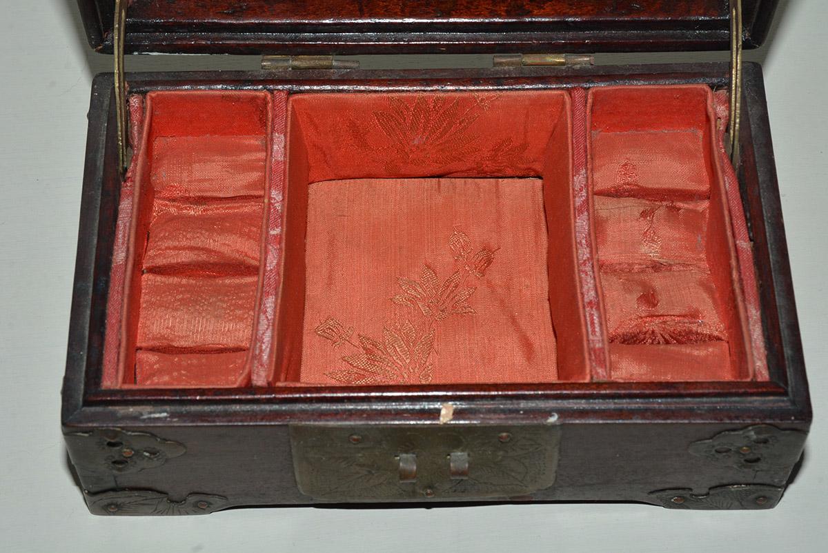 Hand-Crafted Antique Chinese Jewelry Box with Lid