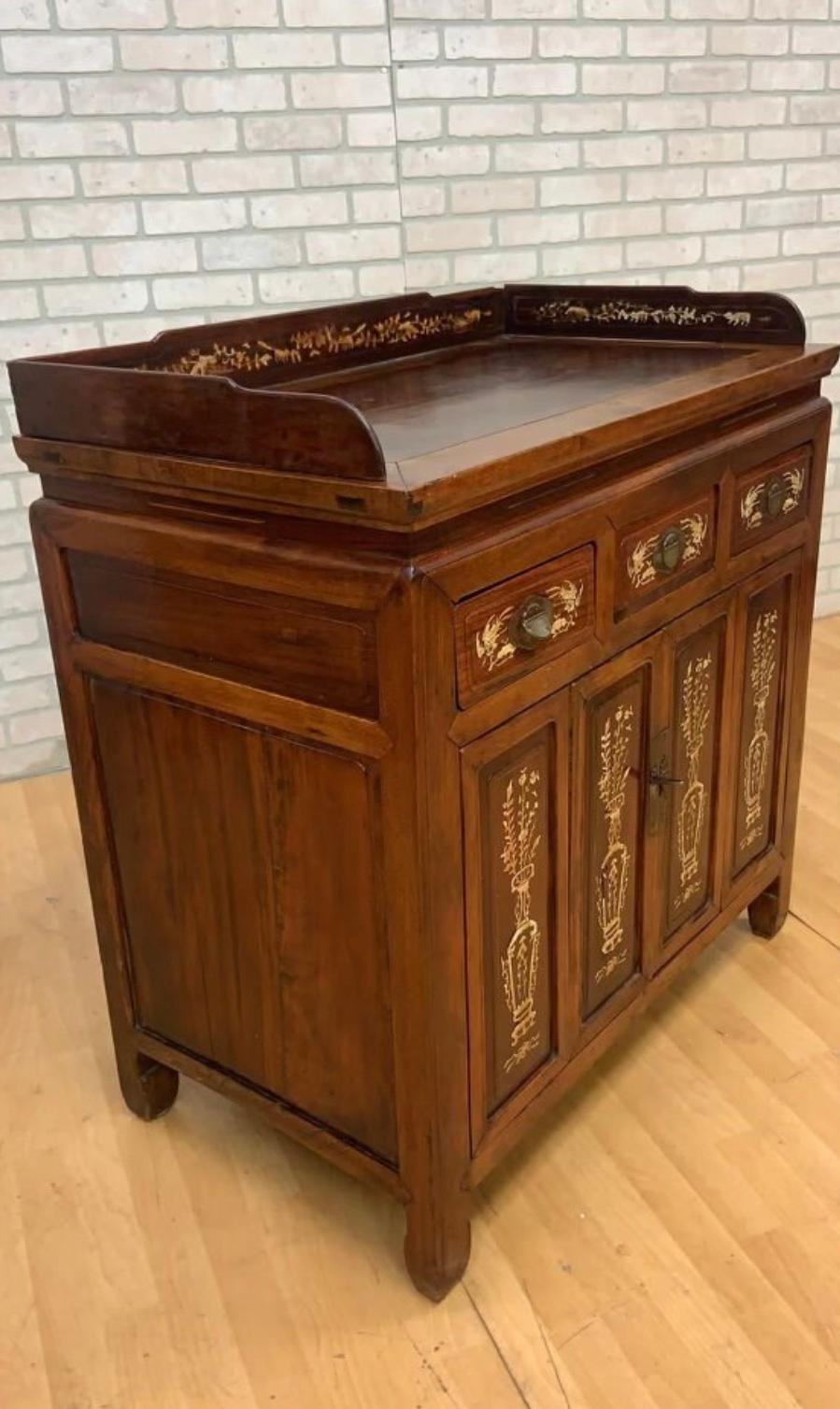 Chinese Export Antique Chinese Jiangsu Province Rosewood with Bone Inlay Sideboard Cabinet For Sale